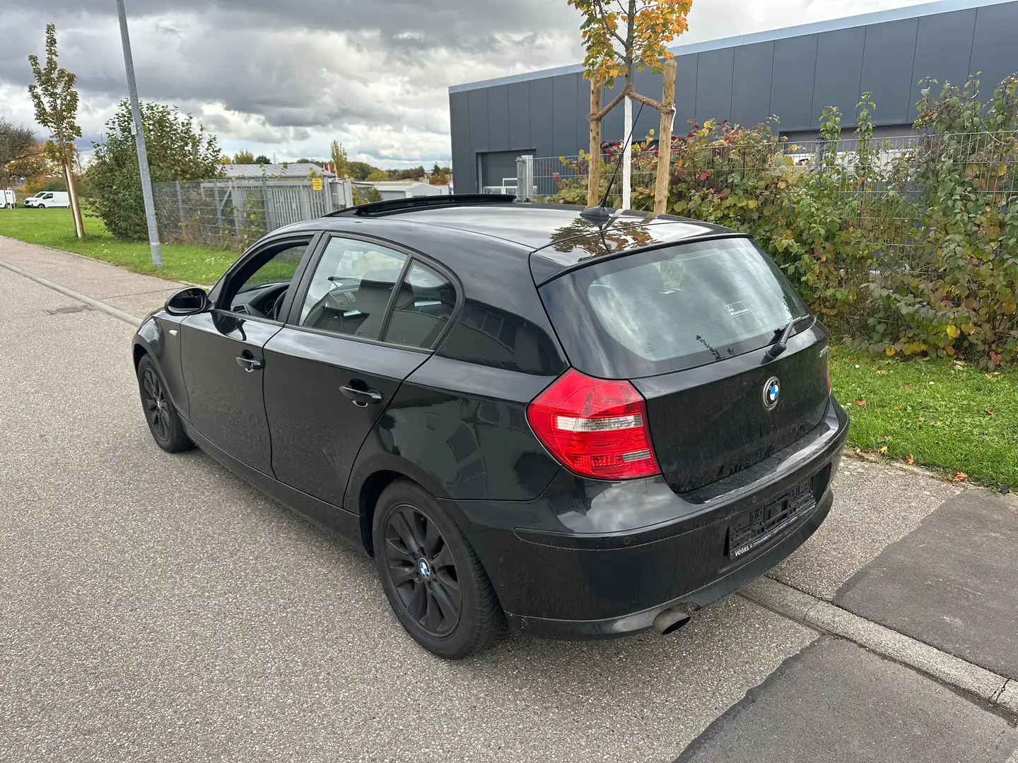 BMW 116 116i Schwarz - 2