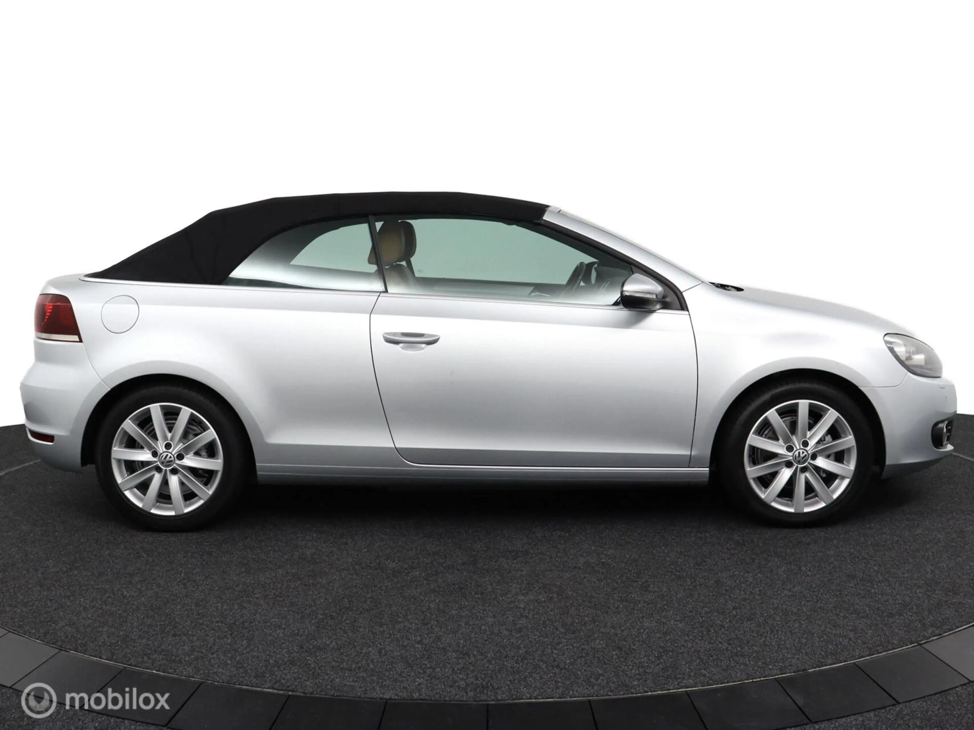 Volkswagen Golf Cabriolet 1.2 TSI BlueMotion | Bruin leder | Sensoren V & A — photo 13
