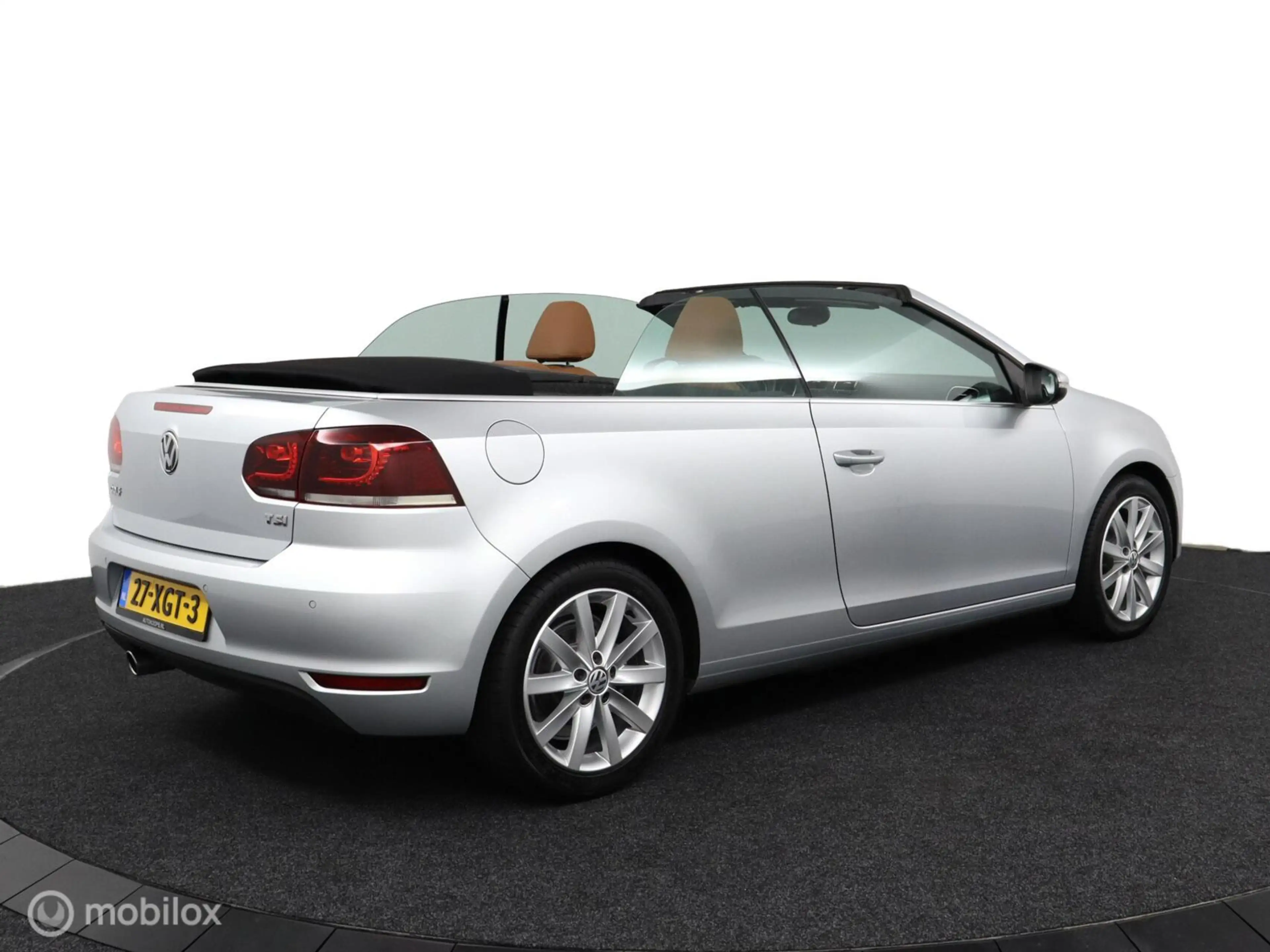 Volkswagen Golf Cabriolet 1.2 TSI BlueMotion | Bruin leder | Sensoren V & A — photo 6