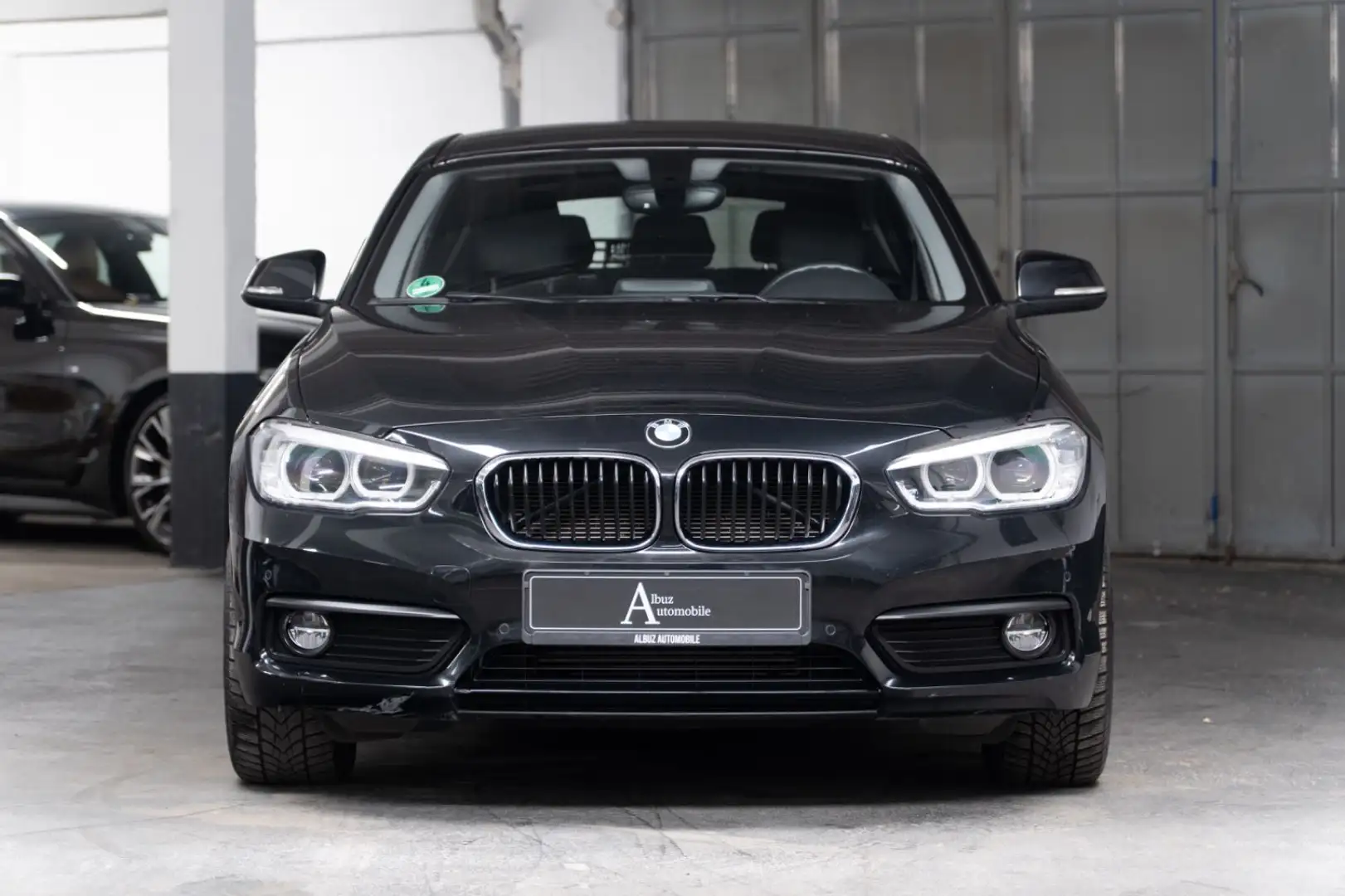 BMW 116 d Advantage Autom.*LED*Sitzheiz.*HAGELSCHADEN Noir - 2