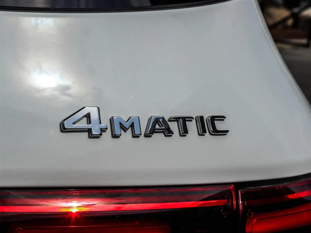 Mercedes-Benz GLB снимка Mercedes-Benz GLB