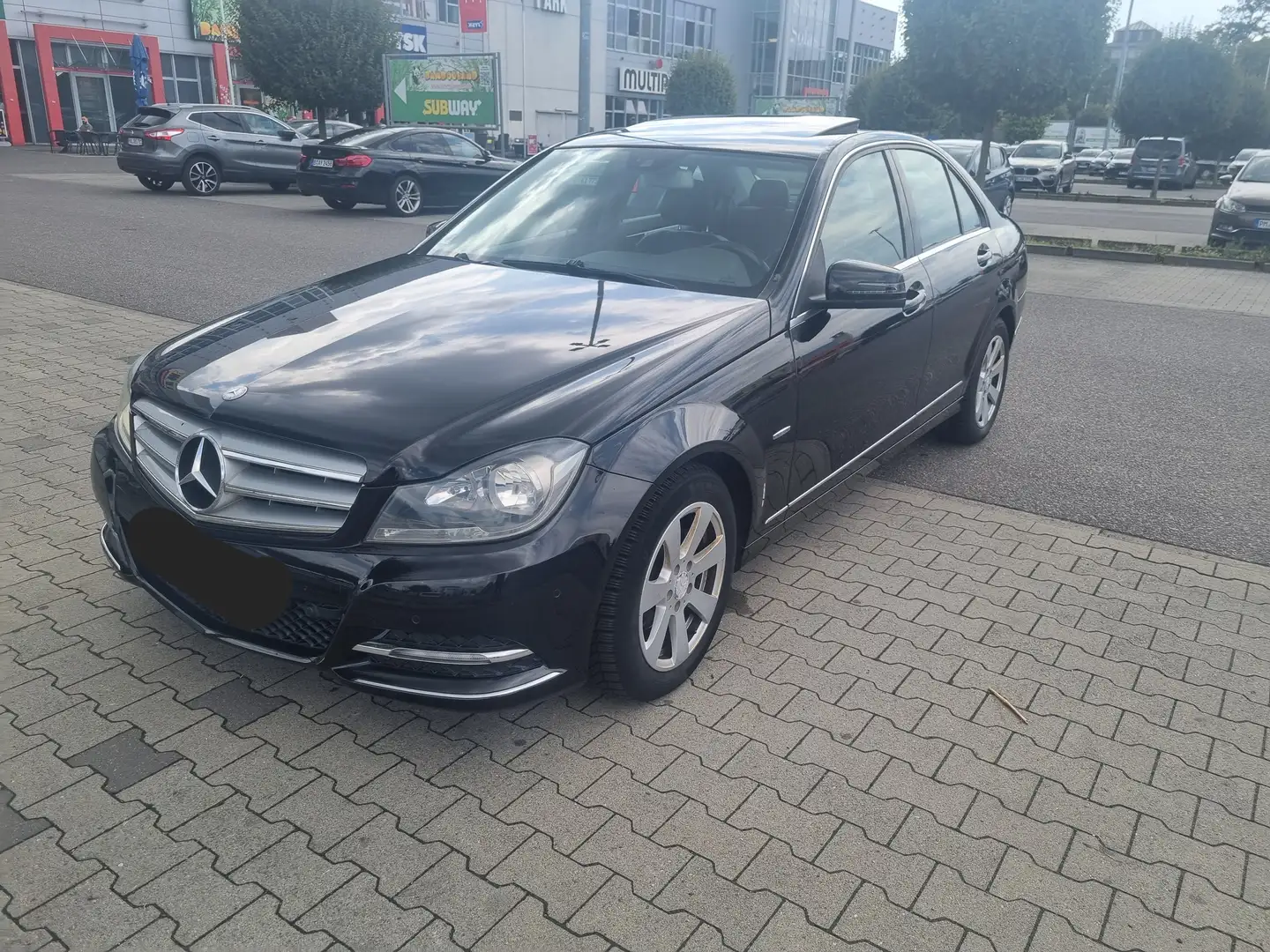 Mercedes-Benz C 180 C 180 BlueEFFICIENCY 7G-TRONIC Avantgarde Fekete - 1