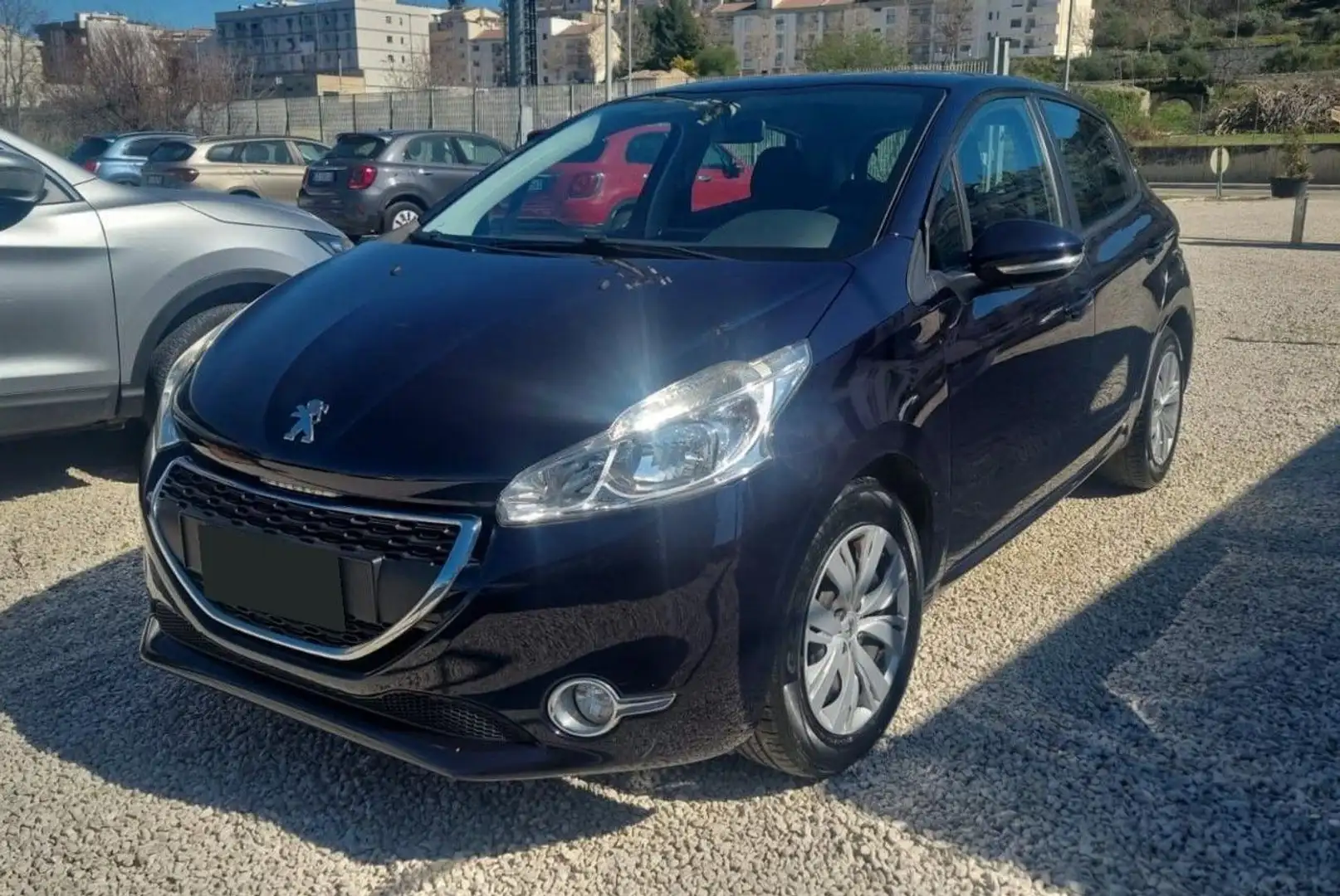 Peugeot 208 1.4 8V HDi 68CV 5p. Allure Schwarz - 1