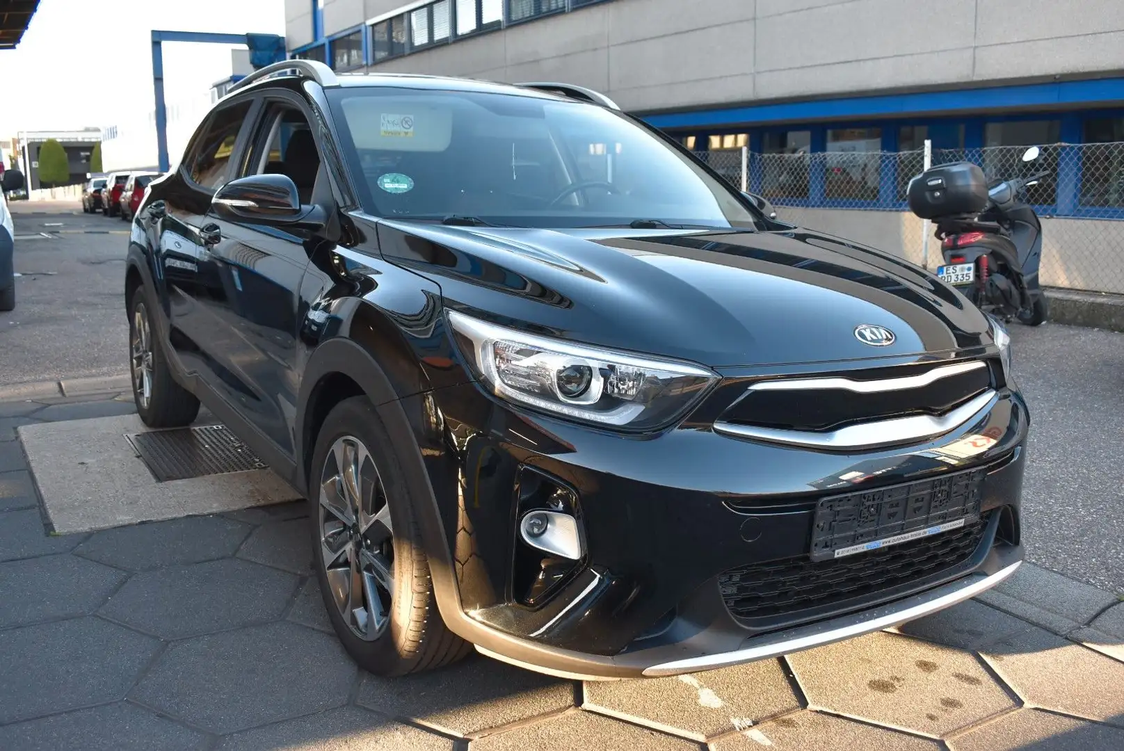 Kia Stonic Vision*Automatik*Camera Schwarz - 2