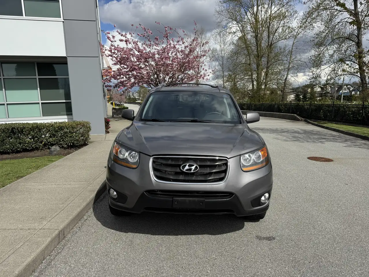 Hyundai SANTA FE photo Hyundai SANTA FE