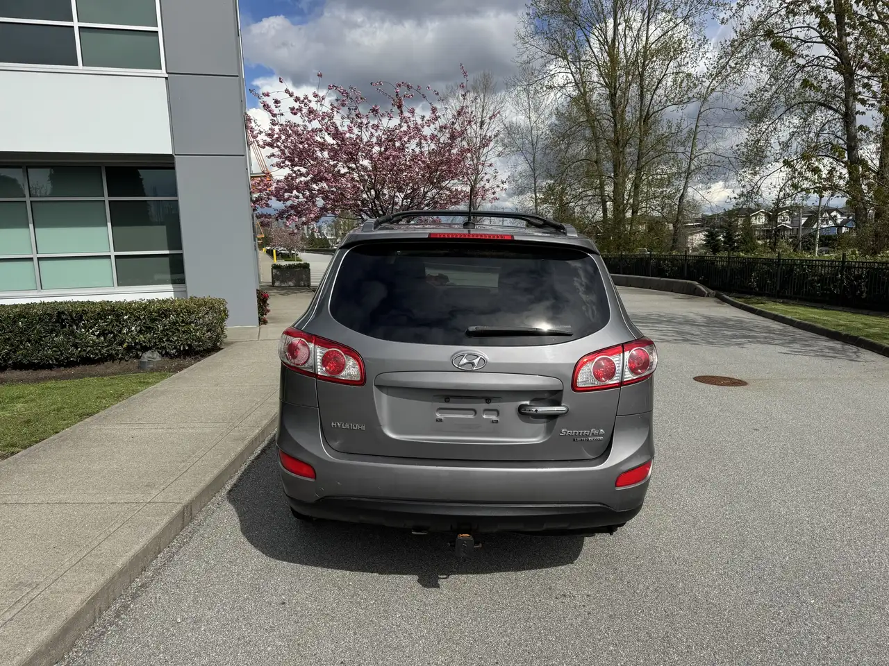 Hyundai SANTA FE photo Hyundai SANTA FE