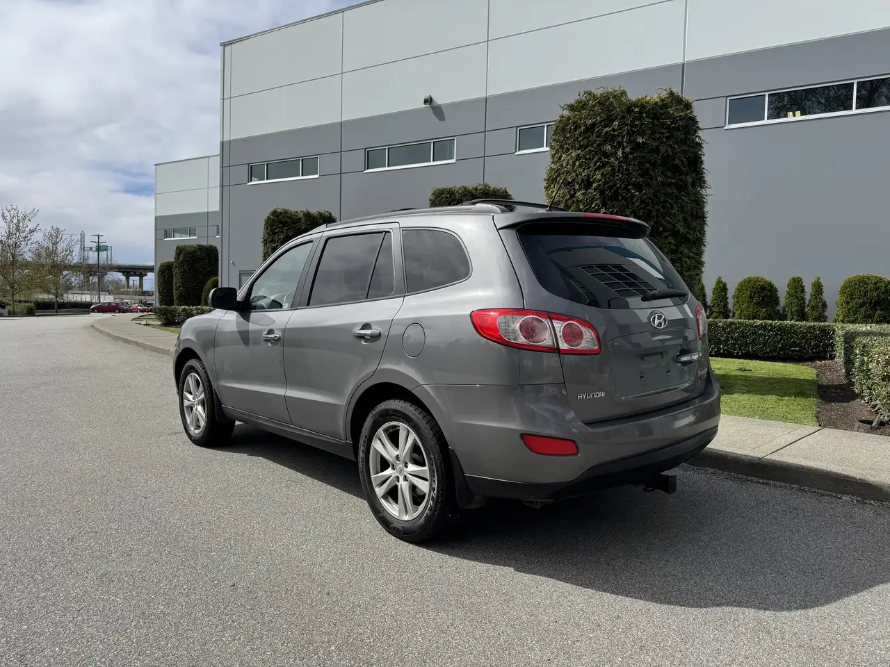 Hyundai SANTA FE photo Hyundai SANTA FE