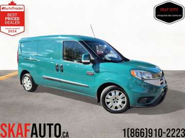 BACK UP CAM! DIVIDER! TRADE IN!