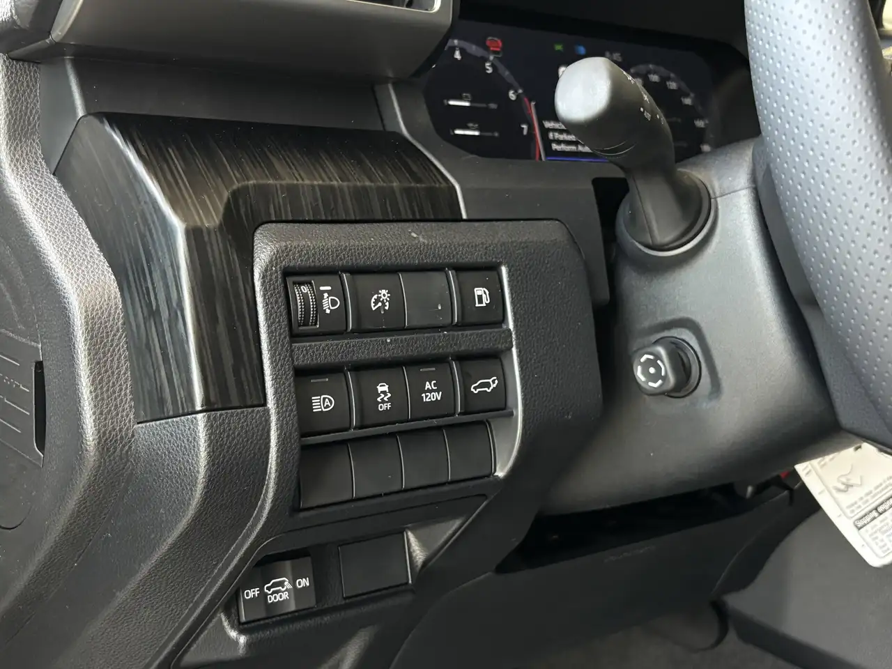 Toyota 4-Runner снимка Toyota 4-Runner