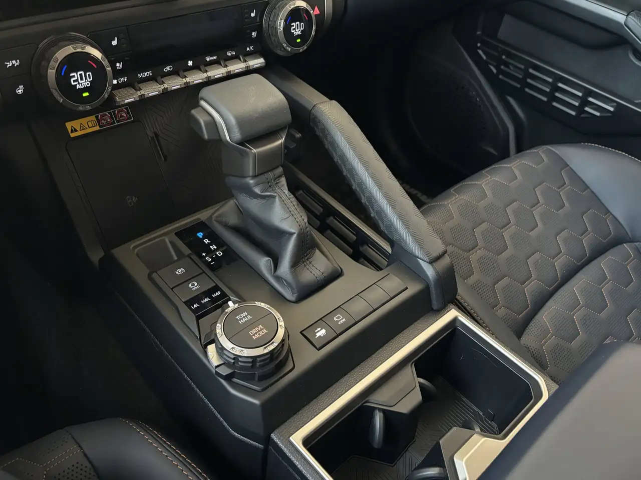Toyota 4-Runner снимка Toyota 4-Runner