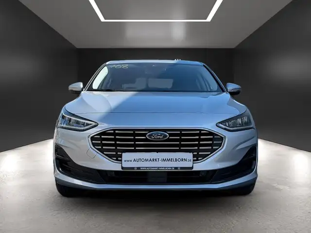 Ford Focus view 9