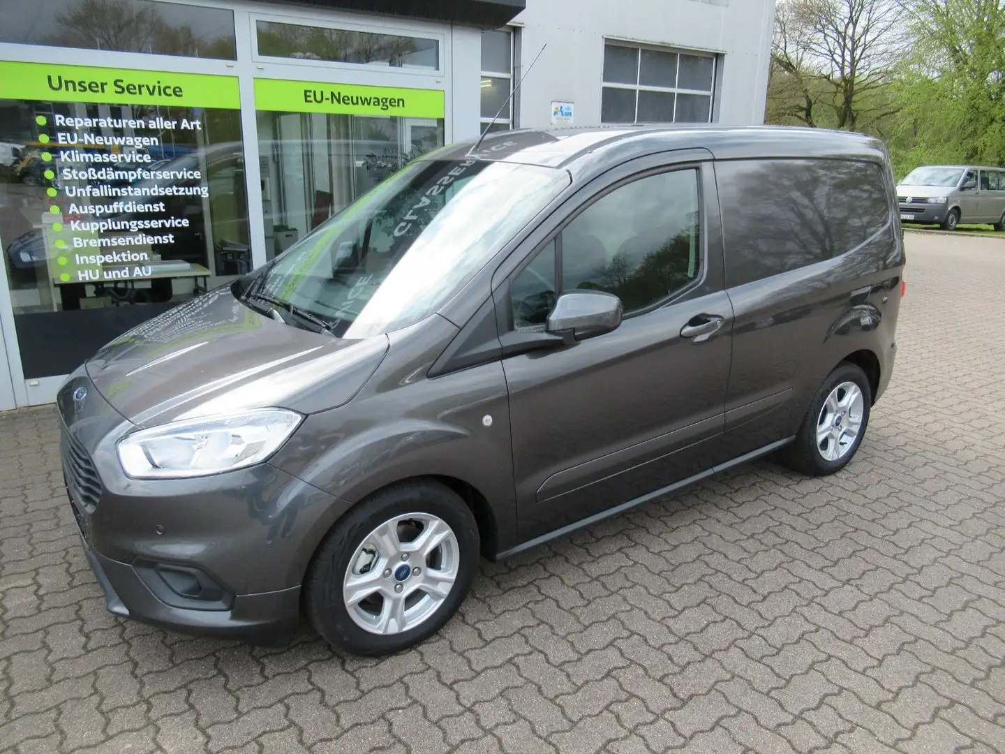 Ford Transit Courier Limited Kastenwagen siva - 1