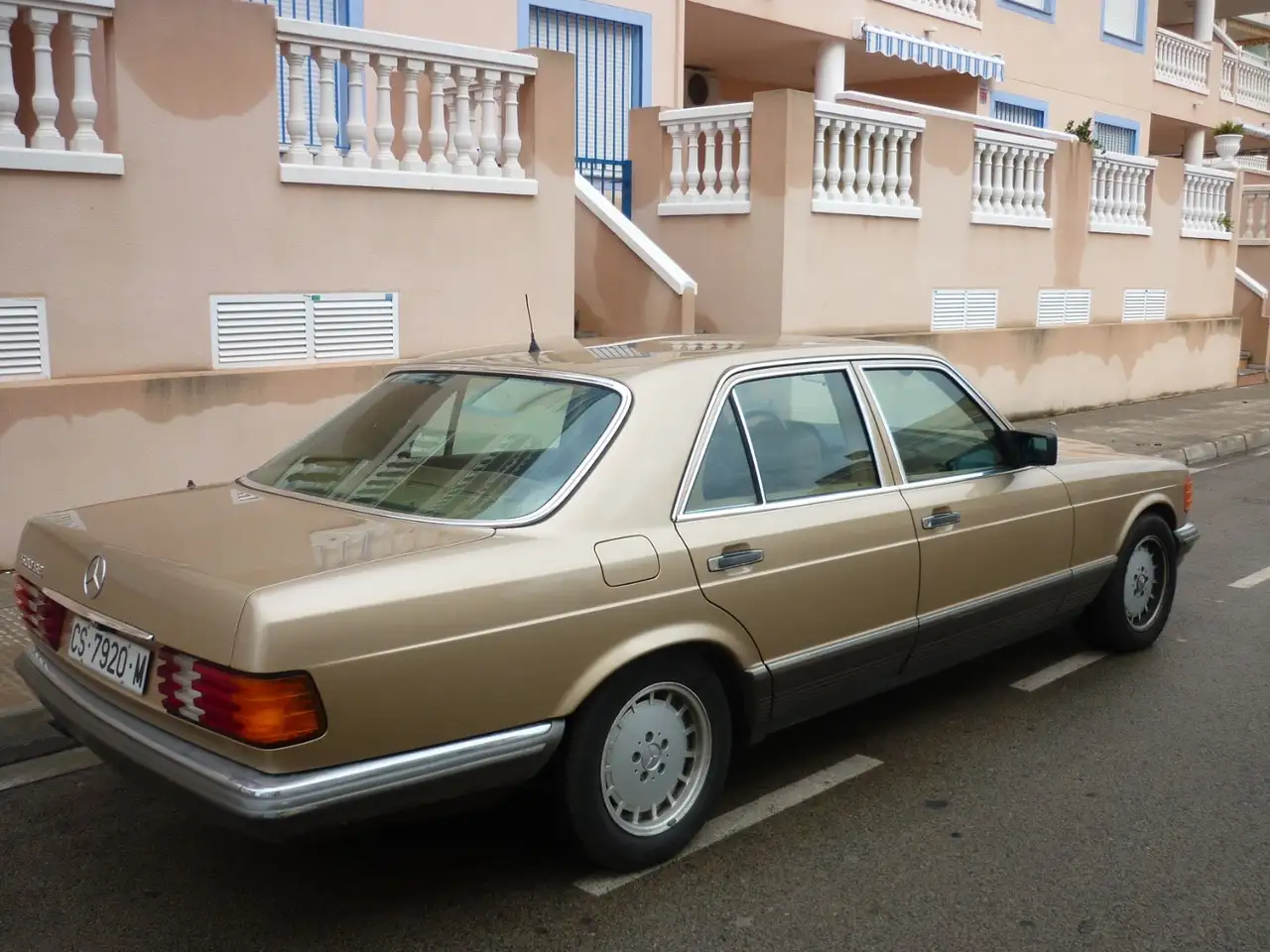 MERCEDES-BENZ 500 SE W126 - V8 5.0 - CLÁSICO ORIGI, foto 2