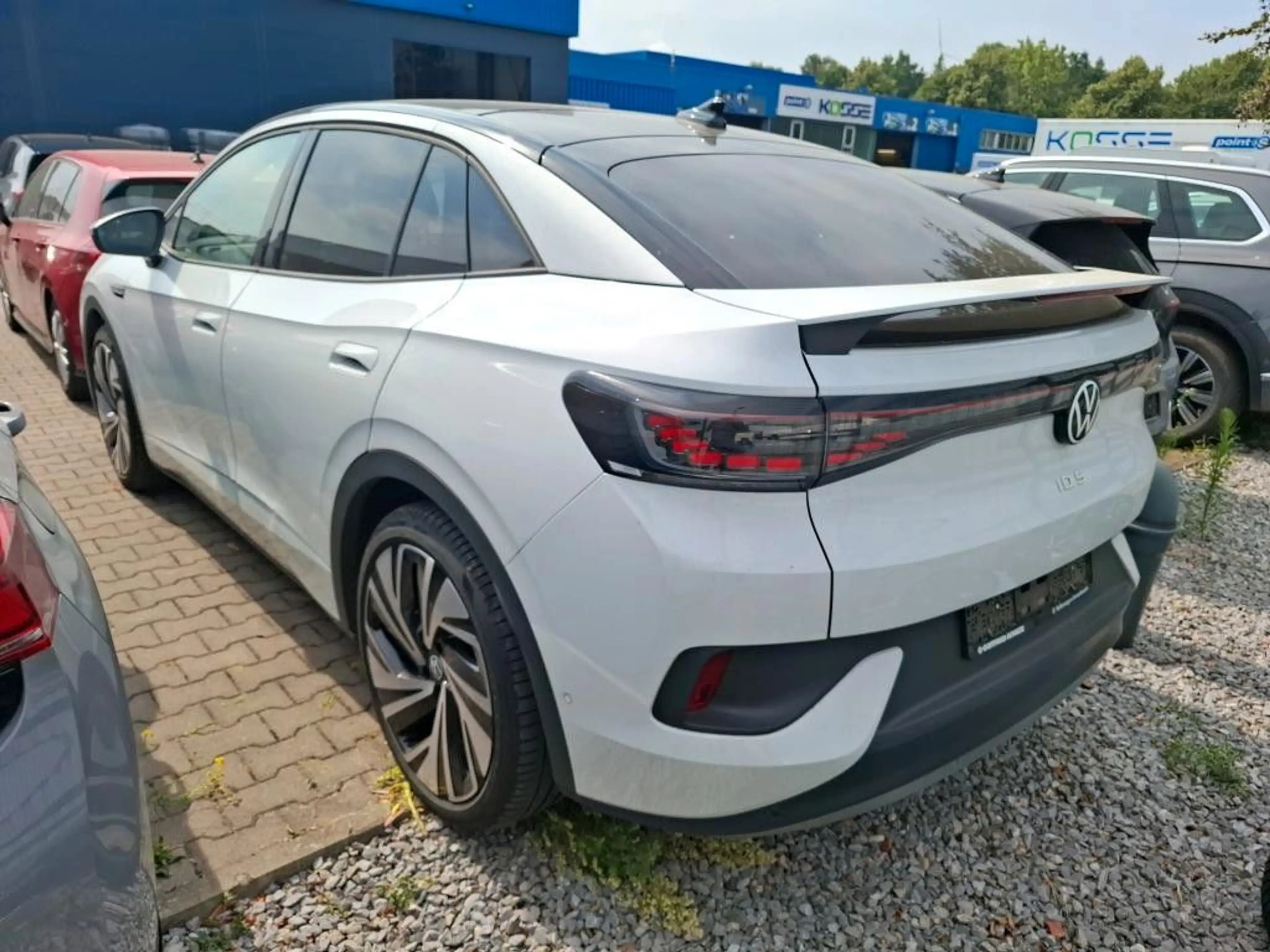 Volkswagen ID.5 Pro Performance *PANO*AHK*IQMATRIX*3D*SPORT — photo 3