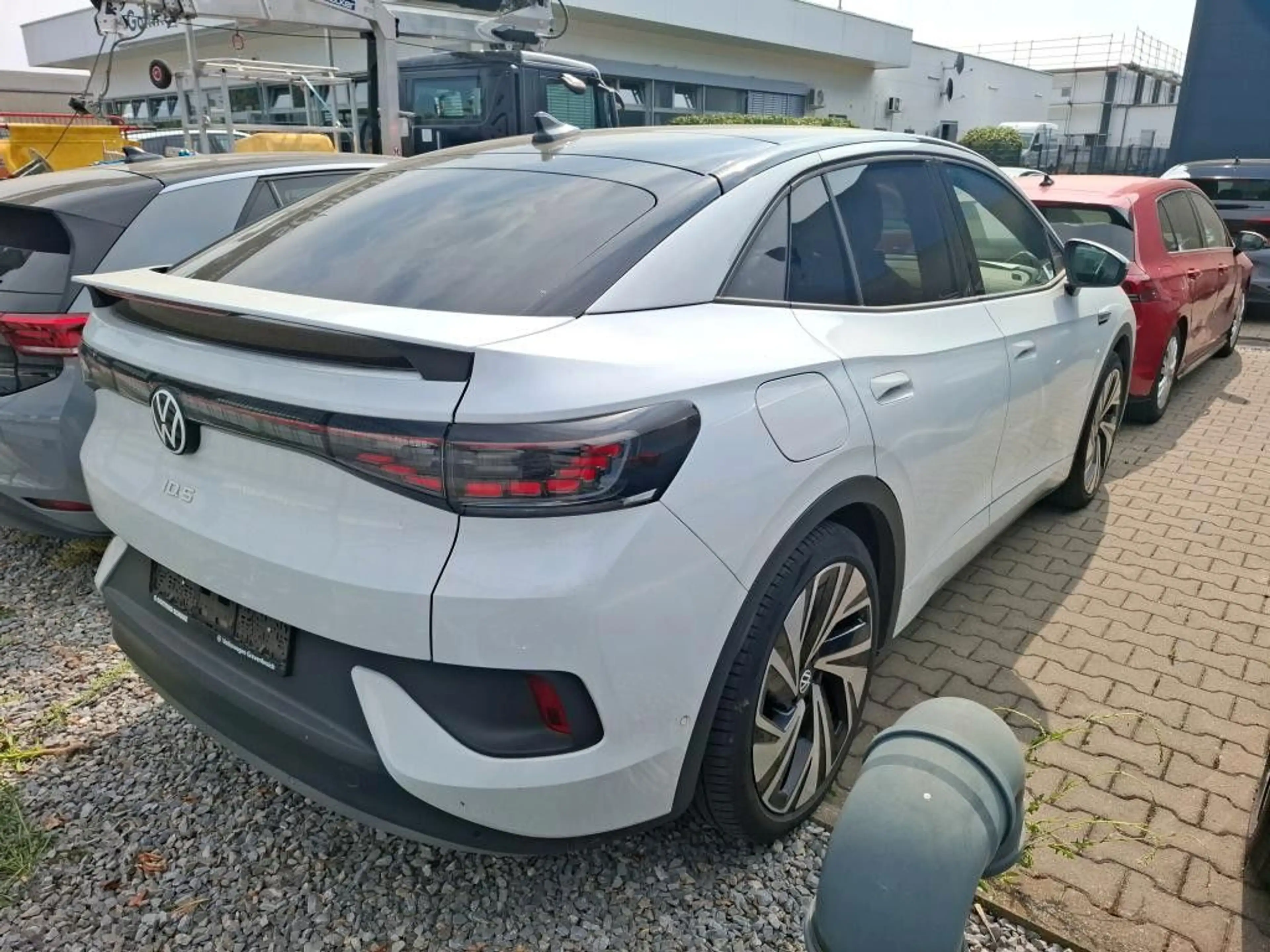 Volkswagen ID.5 Pro Performance *PANO*AHK*IQMATRIX*3D*SPORT — photo 4