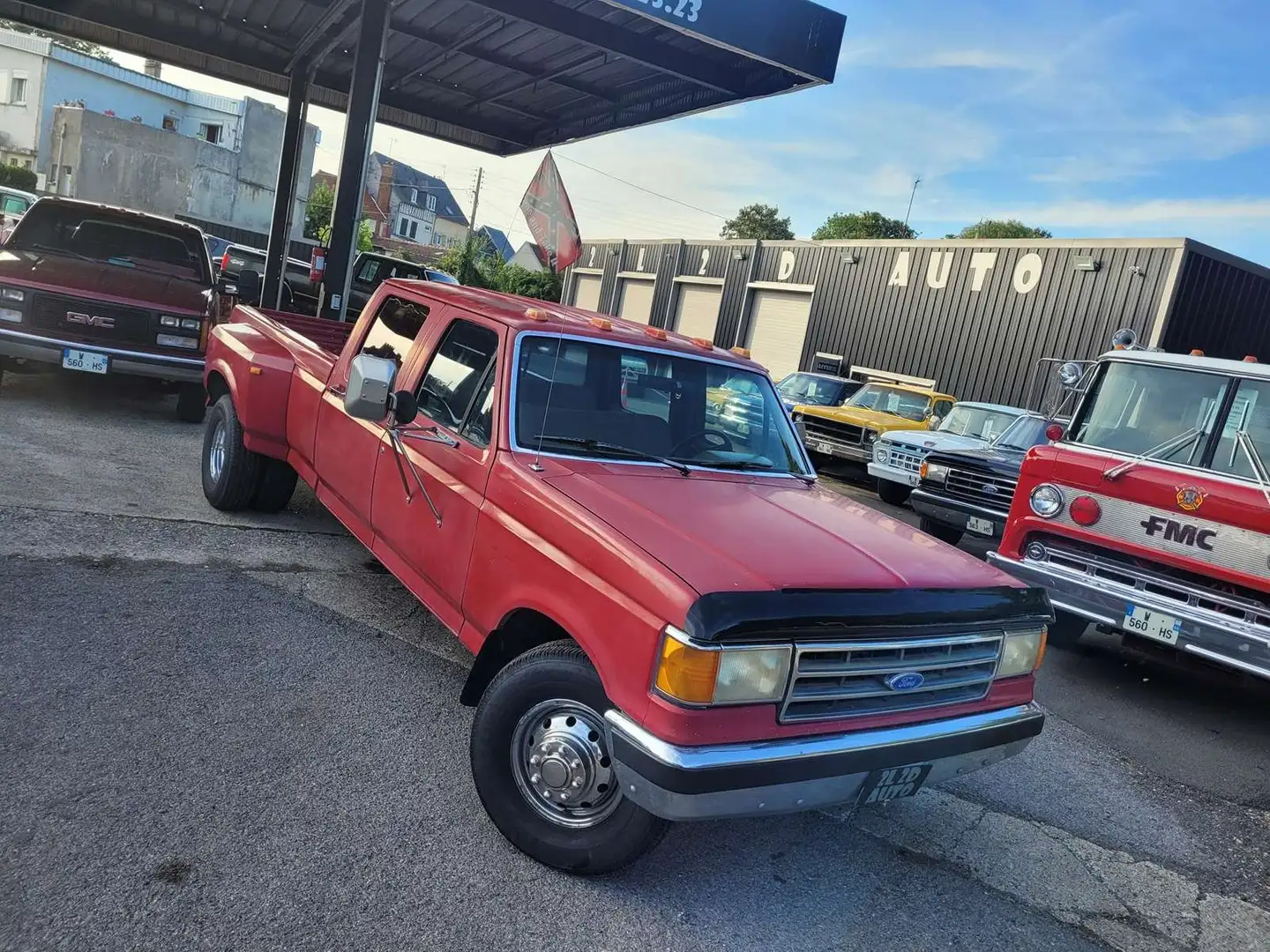Ford F 350 FORD F350 CREW CAB 7.3 V8 Diesel dually Red - 1
