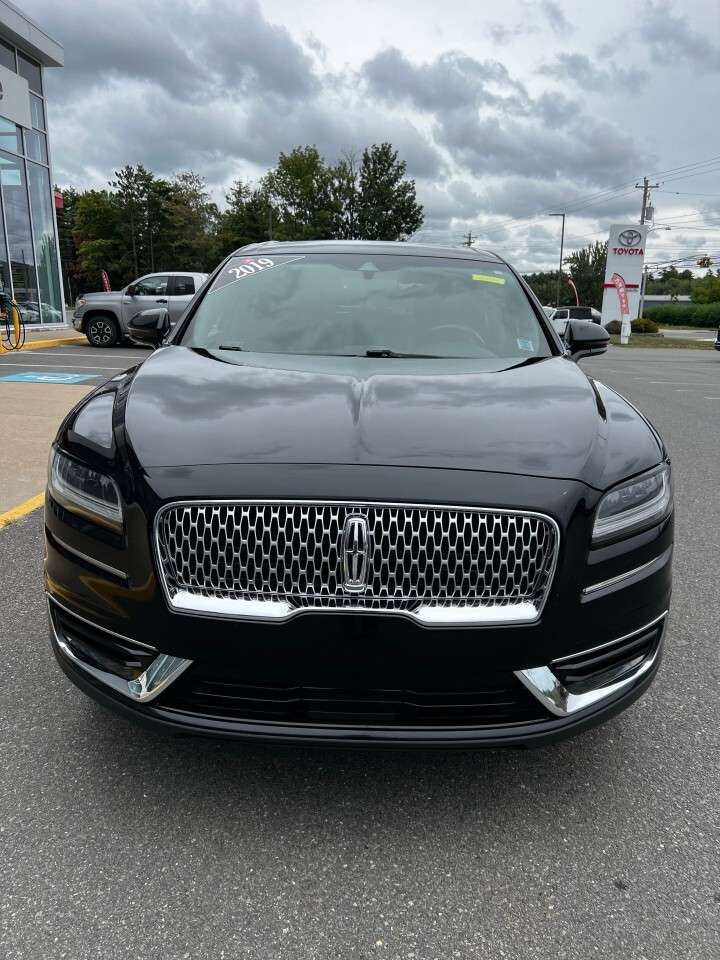 2019 Lincoln Nautilus Reserve AWD — снимка 1