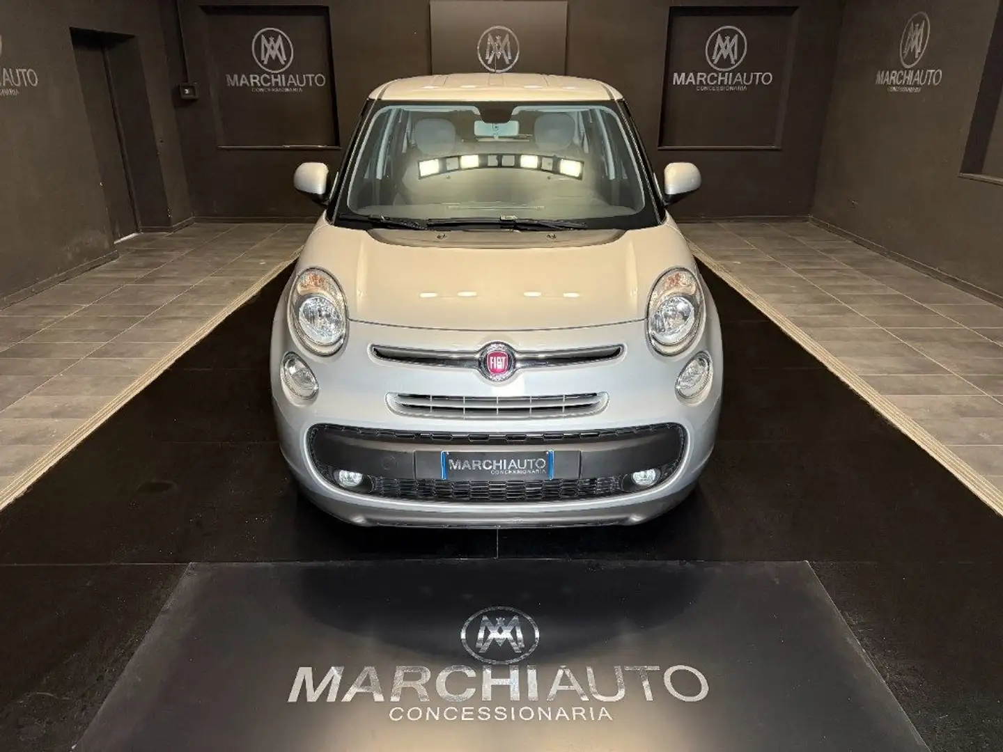 Fiat 500L 1.4 95 CV Pop Star Zilver - 2