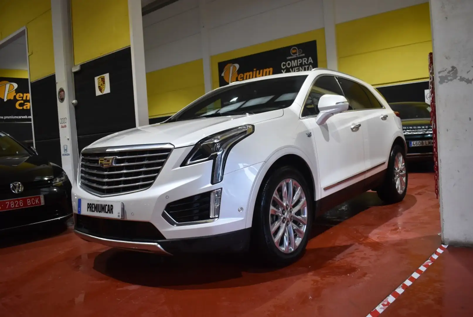 Cadillac XT5 Alb - 1