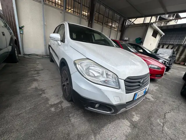Suzuki SX4 S-Cross view 2