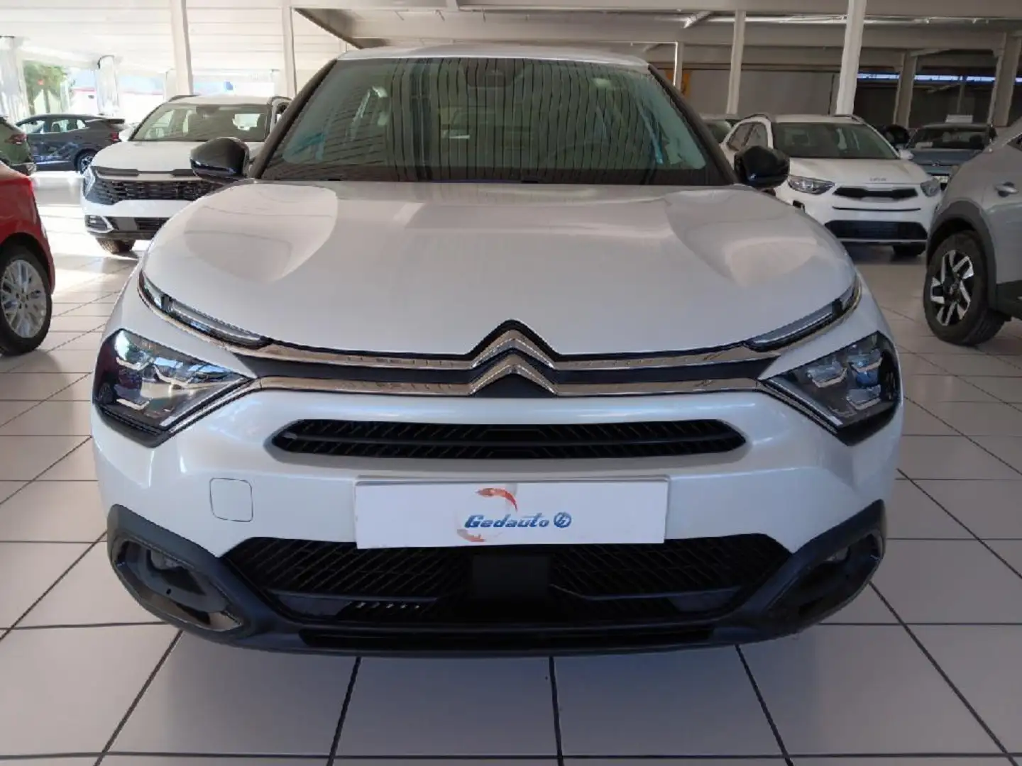 Citroen C4 1.2 PURETECH 130 S&S FEEL PACK 5P Blanc - 2