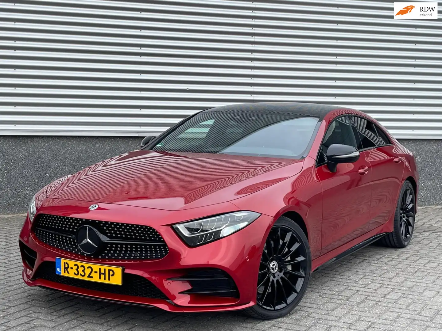 Mercedes-Benz CLS 400 d 4MATIC Amg Line Black Edition Red - 1