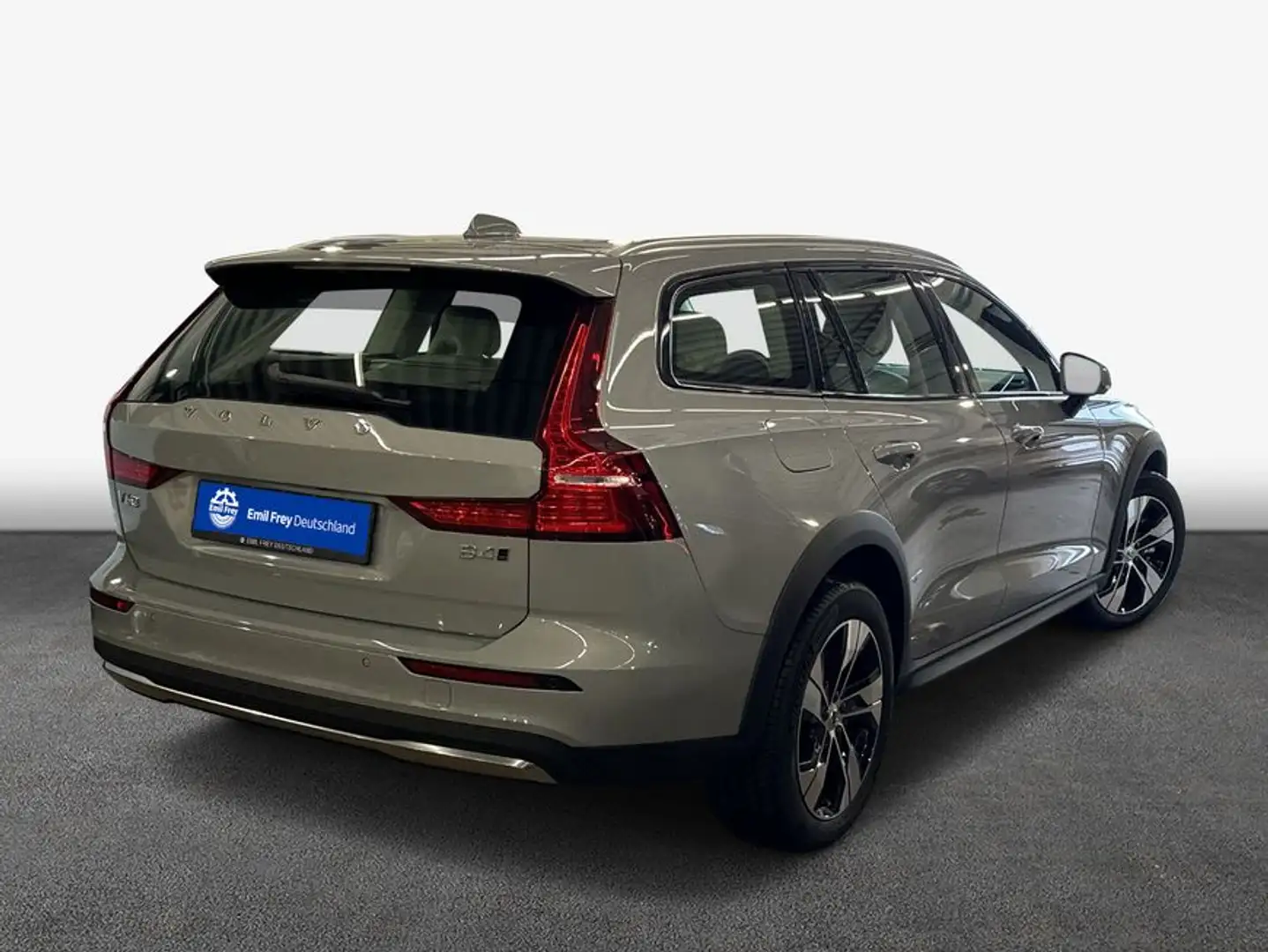Volvo V60 Cross Country V60 Cross Country B4 D AWD Plus Driver-Assistance Grau - 2