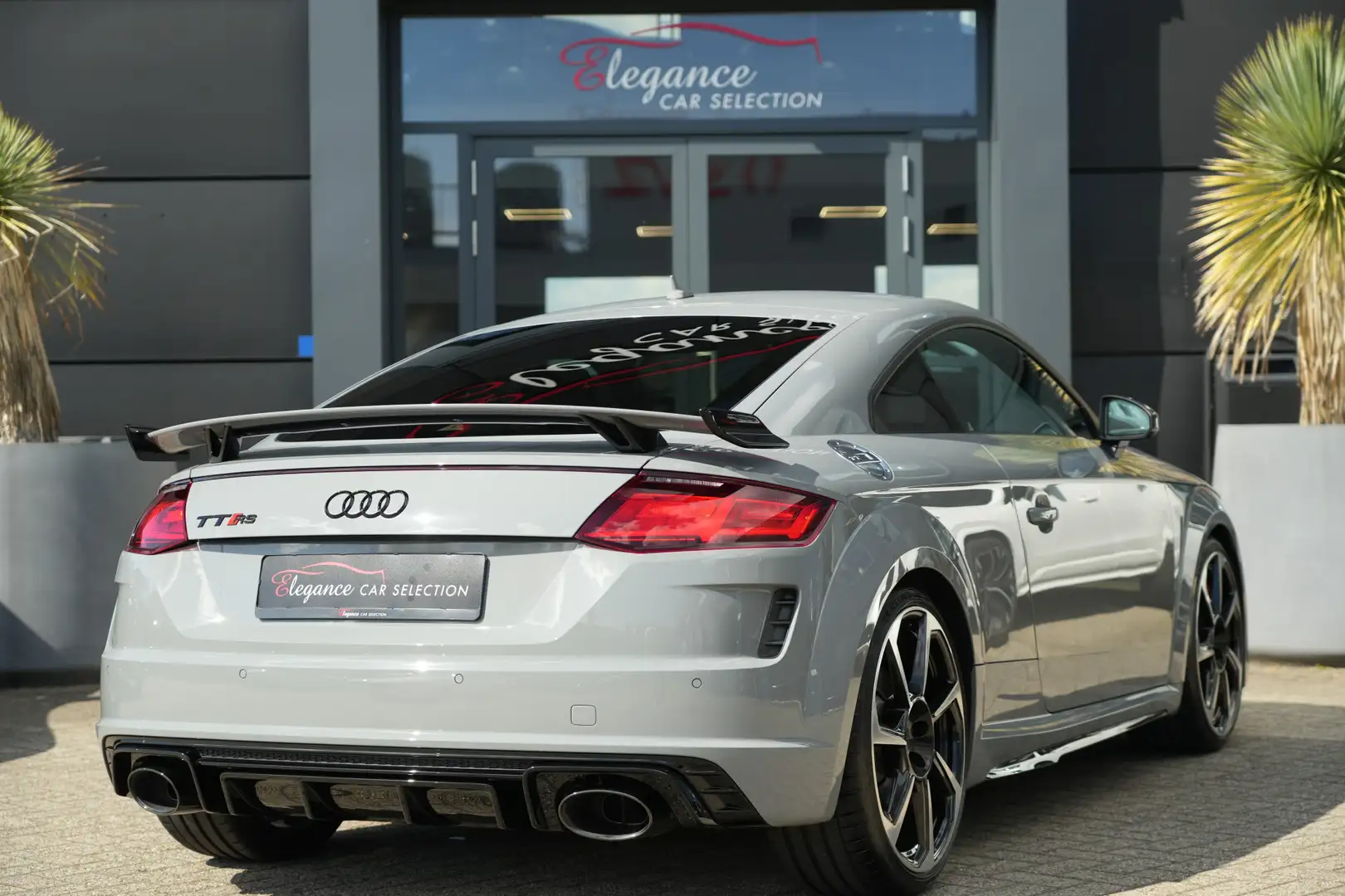 Audi TT RS TT quattro 400pk Navigatie/Bang&Olufsen/Stoelverwa Gris - 2