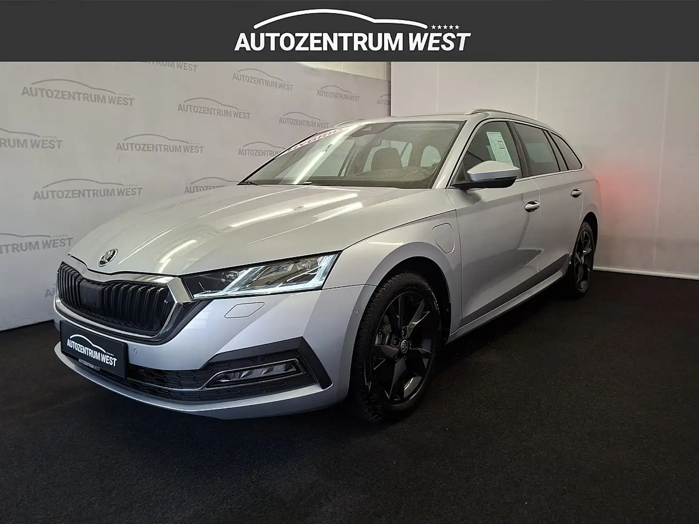 Skoda Octavia Combi 1,5 iV Style DSG...LED/PDC/Sitzheizung Silber - 1