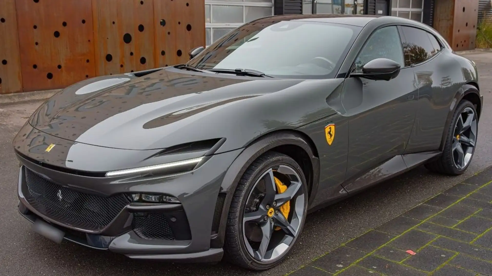 Ferrari Purosangue 6.5 Gri - 2