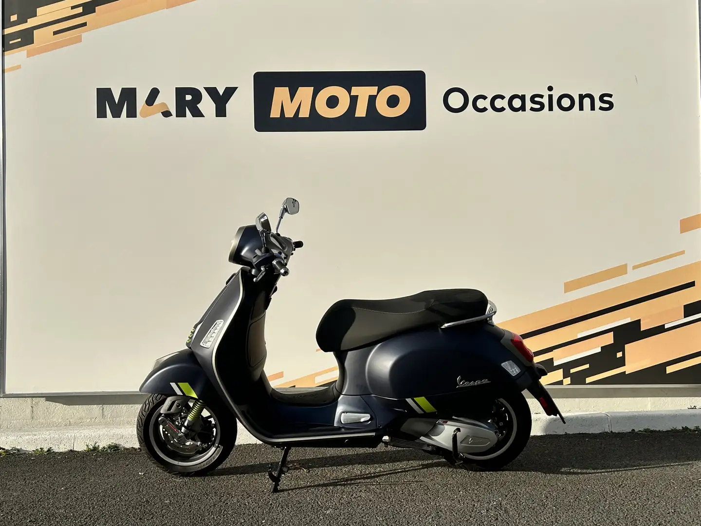 Vespa GTS 300 Bleu - 1