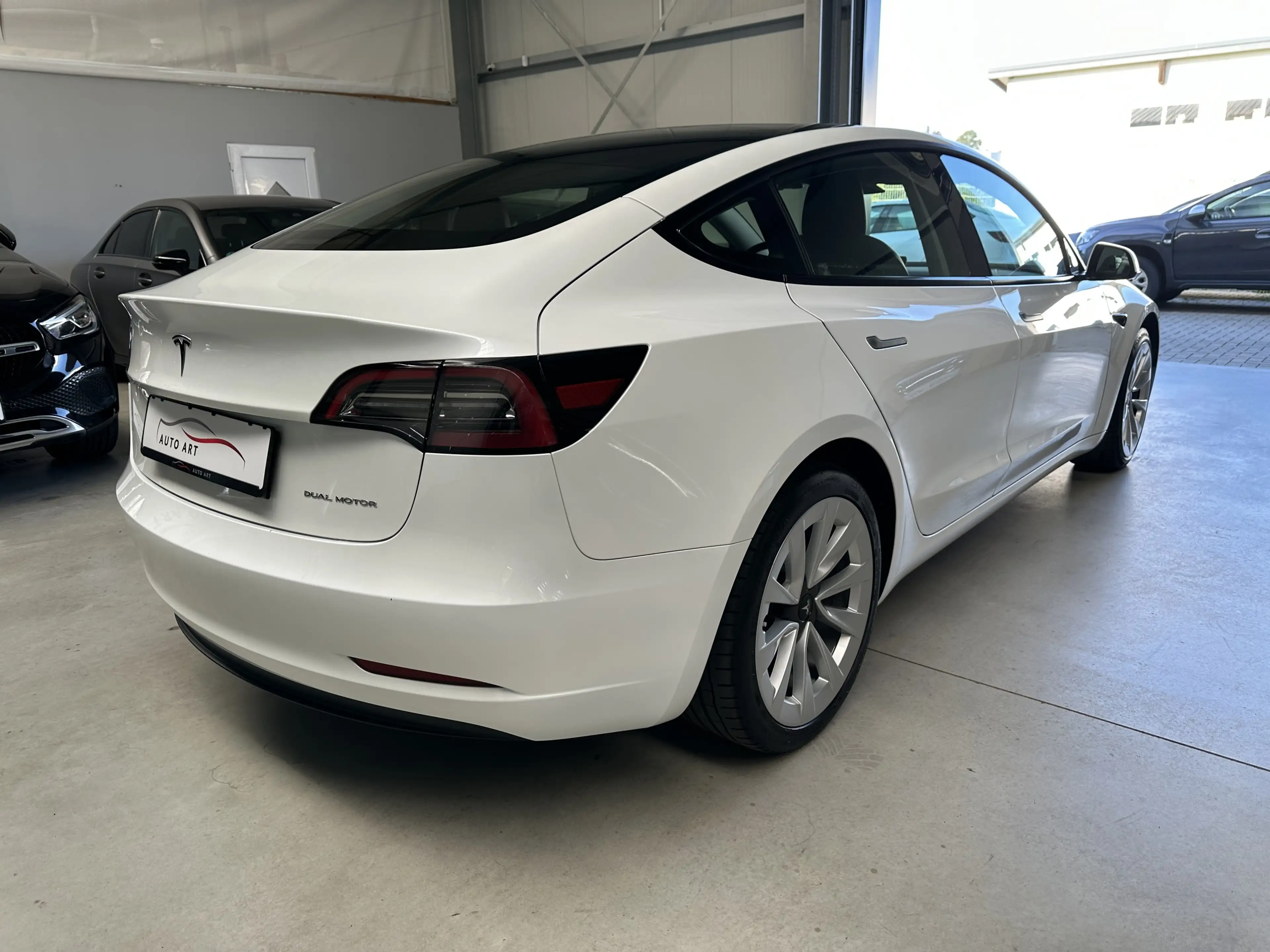 Tesla Model 3 Long Range Dual AWD Wärmepumpe — photo 6