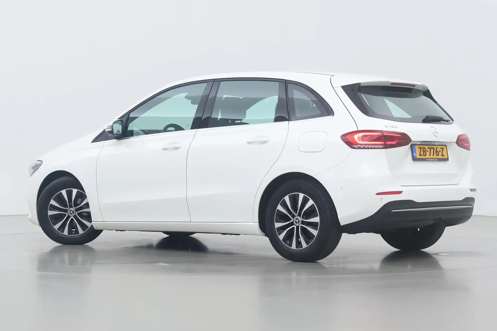 Mercedes-Benz B 180 Business Solution | Automaat | Trekhaak | Camera | Wit - 2