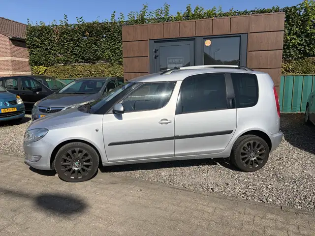 Skoda Roomster view 3