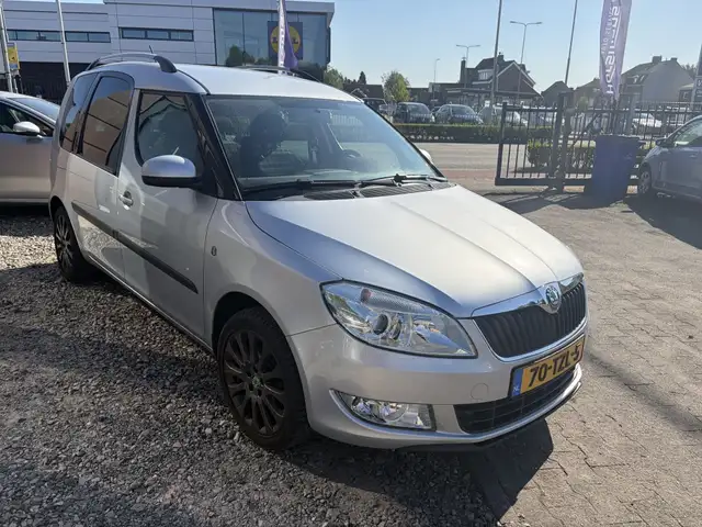Skoda Roomster view 2