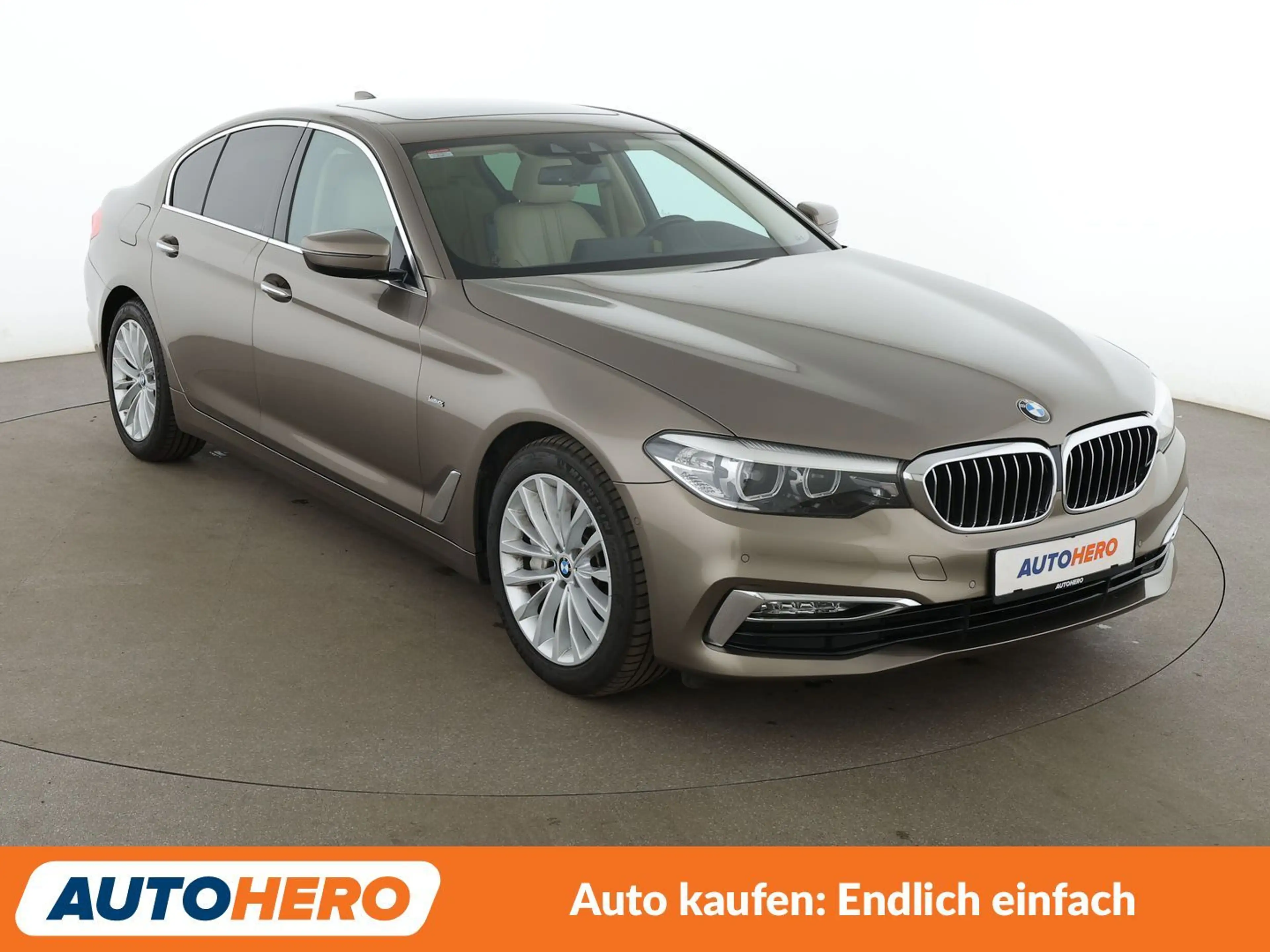 BMW 540 i Luxury Line Aut.*NAVI*PDC*TEMPO*SHZ* — photo 8