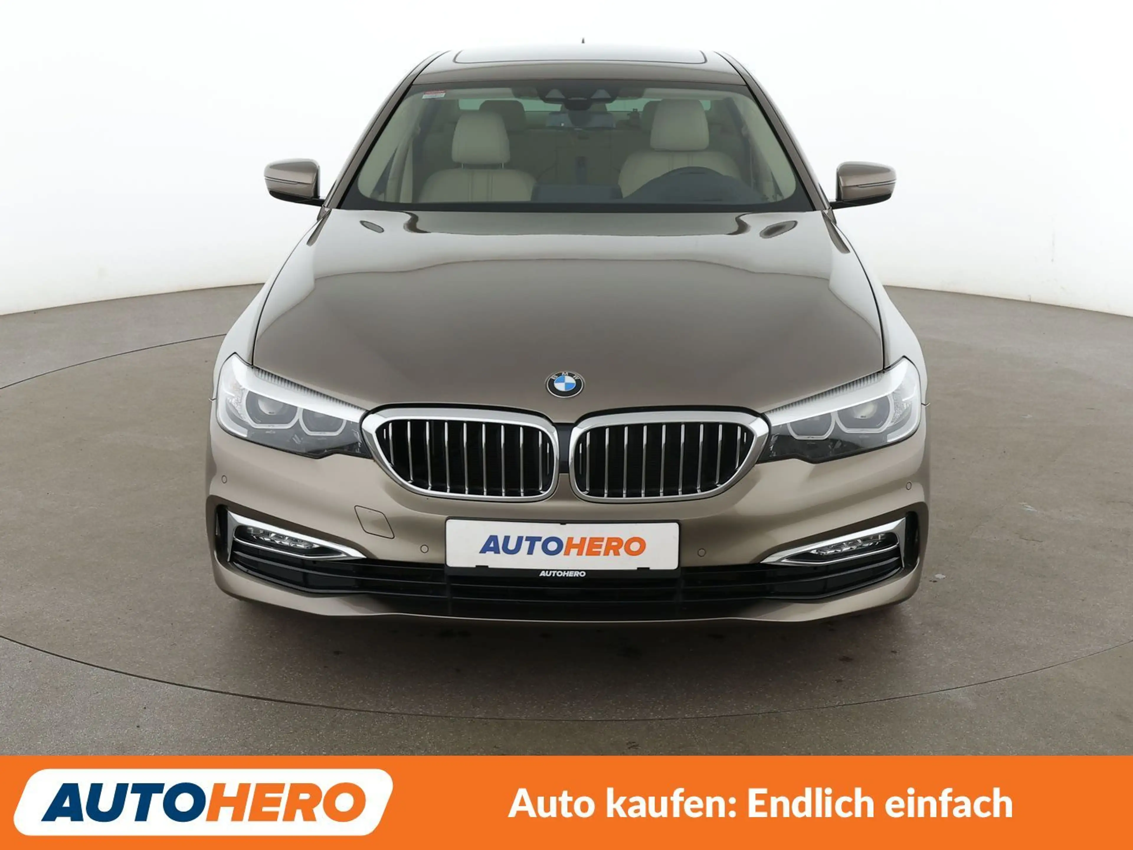 BMW 540 i Luxury Line Aut.*NAVI*PDC*TEMPO*SHZ* — photo 9