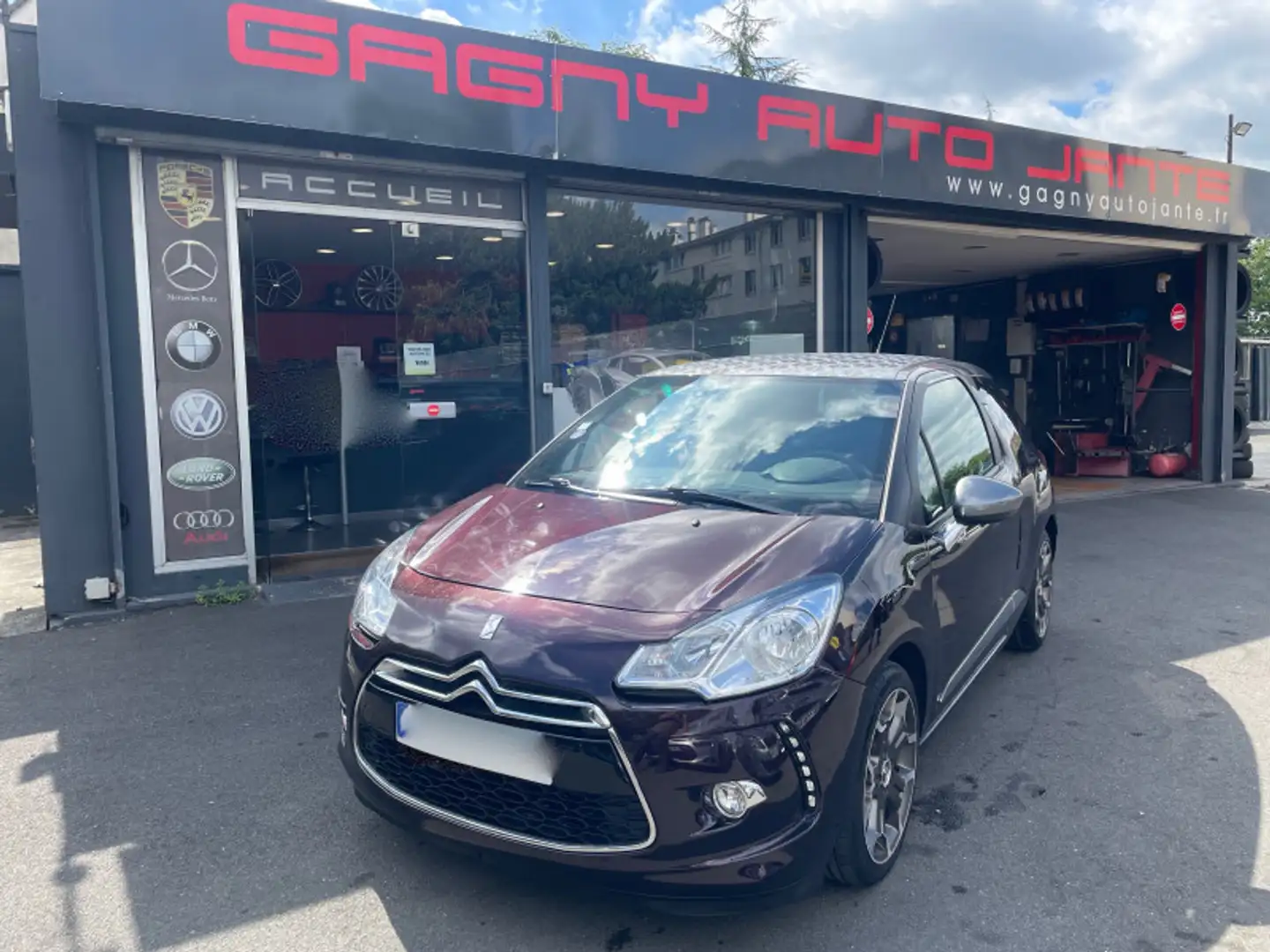 Citroen DS3 1.2 VTI PURETECH SO CHIC KIT DISTRIBUTION NEUF Noir - 1