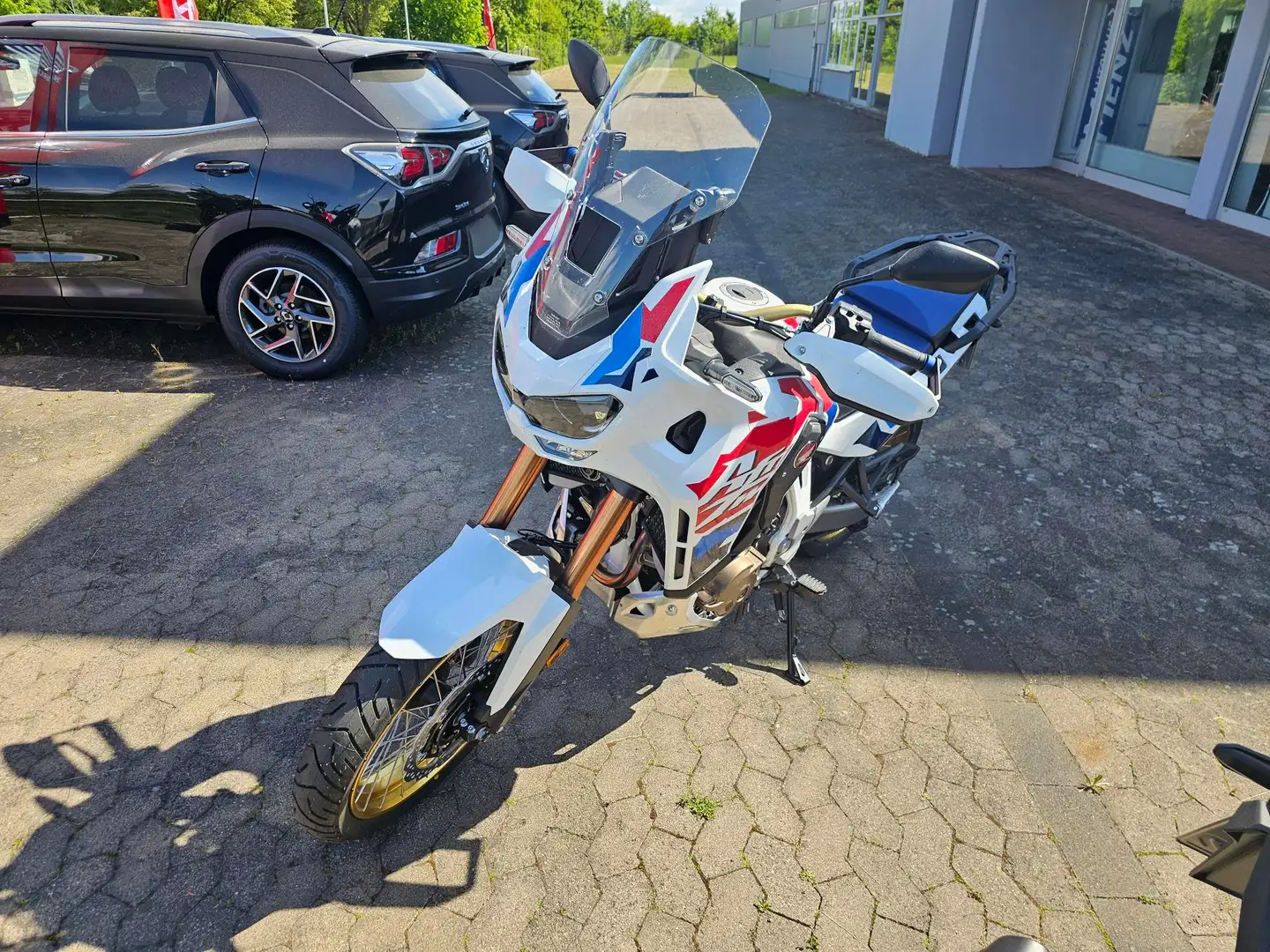 Honda CRF 1100 Africa Twin Adv. DCT Vorführfahrzeug EZ 04/25 Blanco - 1