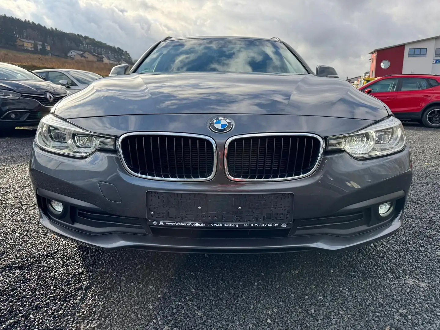 BMW 318 d 2.0 Touring*ADVANTAGE*SPEED-LIMITER*NAVI*T Grau - 2