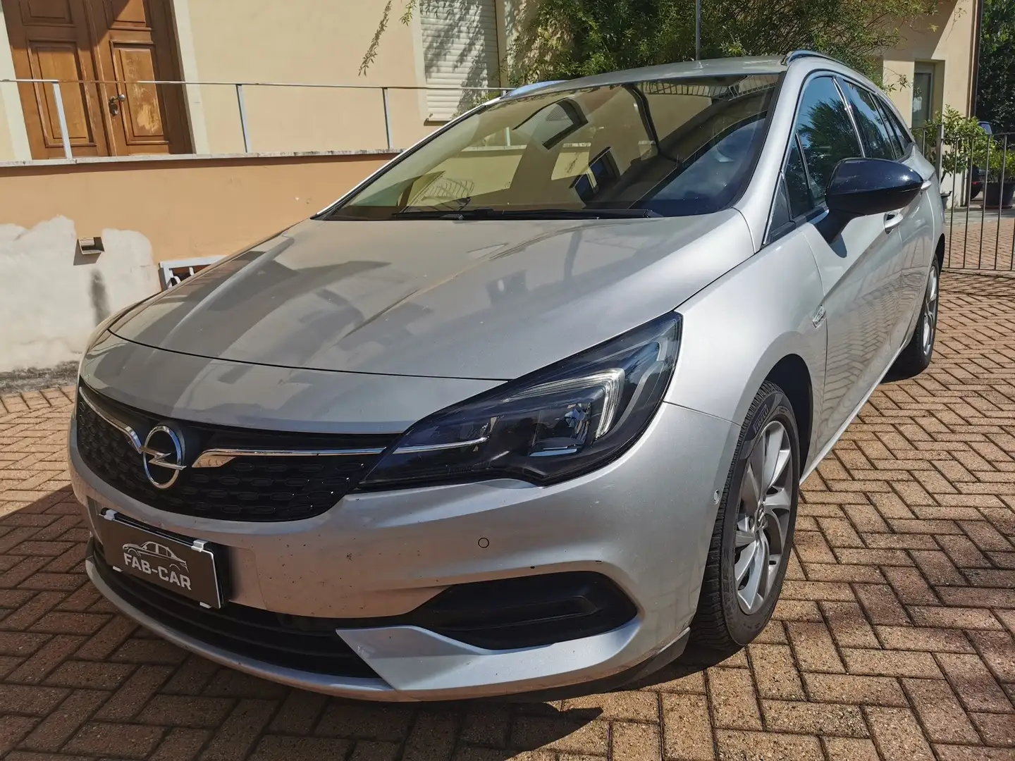 Opel Astra Sports Tourer 1.5 cdti Business Elegance Argento - 1