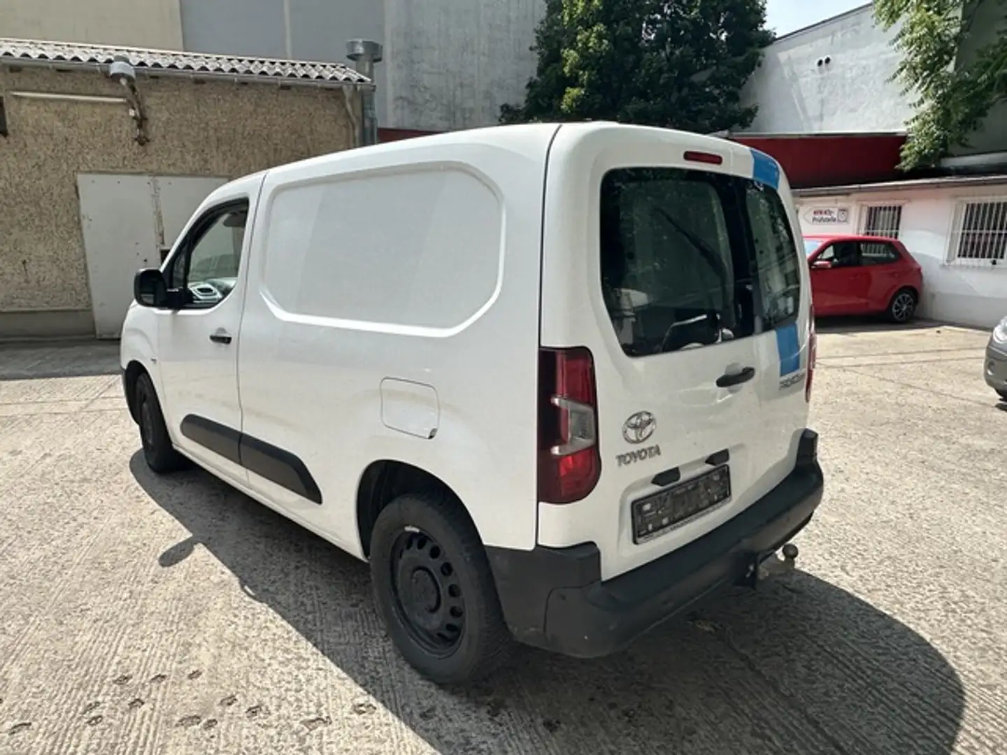 Toyota Proace City Navi Spurwechselassistent Klima Weiß - 2