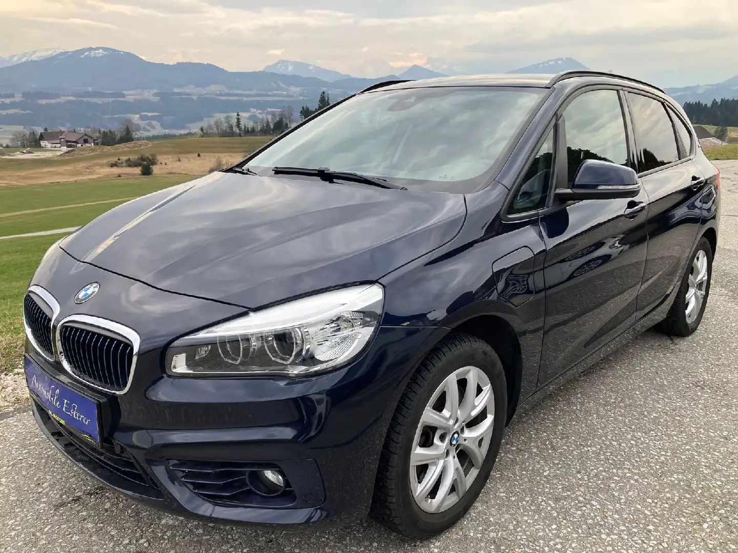 BMW 225 225 xe Sport Line, Aut., Allrad, Navi, Kamera Blau - 1