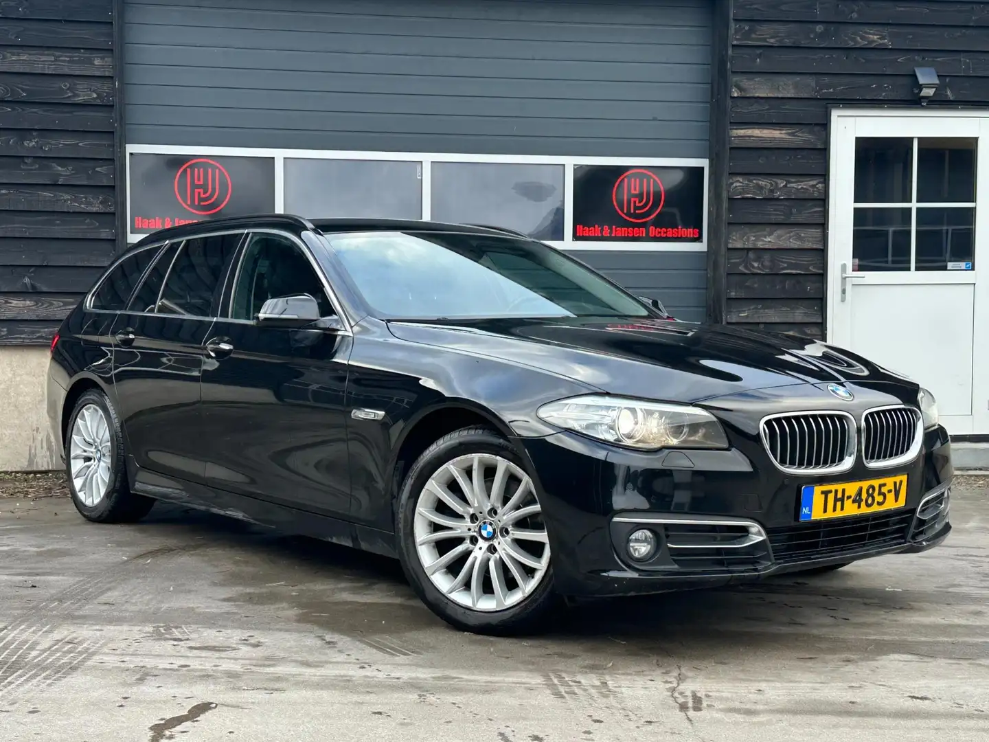 BMW 518 5-serie Touring 518d M Sport Edition High Executiv Fekete - 2