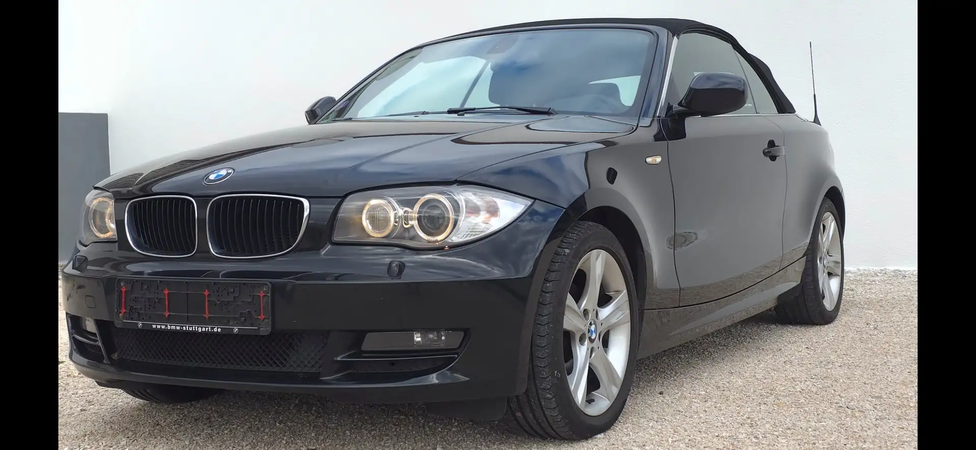 BMW 118 118i Schwarz - 1
