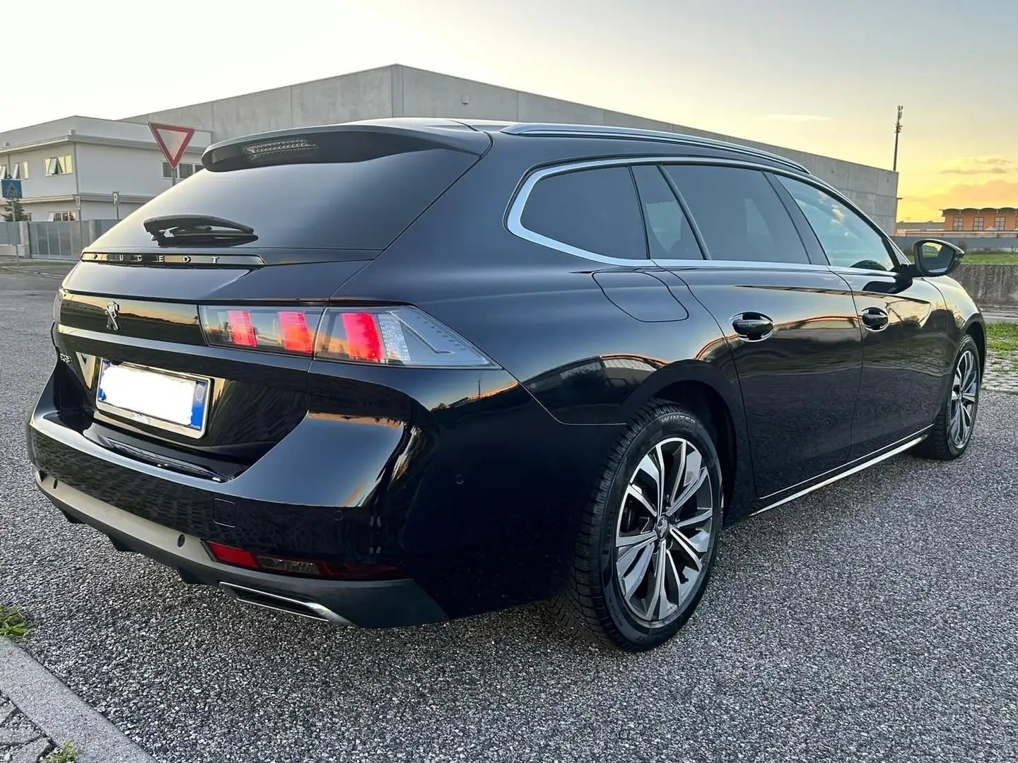 Peugeot 508 SW 1.5 bluehdi Allure Pack s&s 130cv eat8 Blu/Azzurro - 2