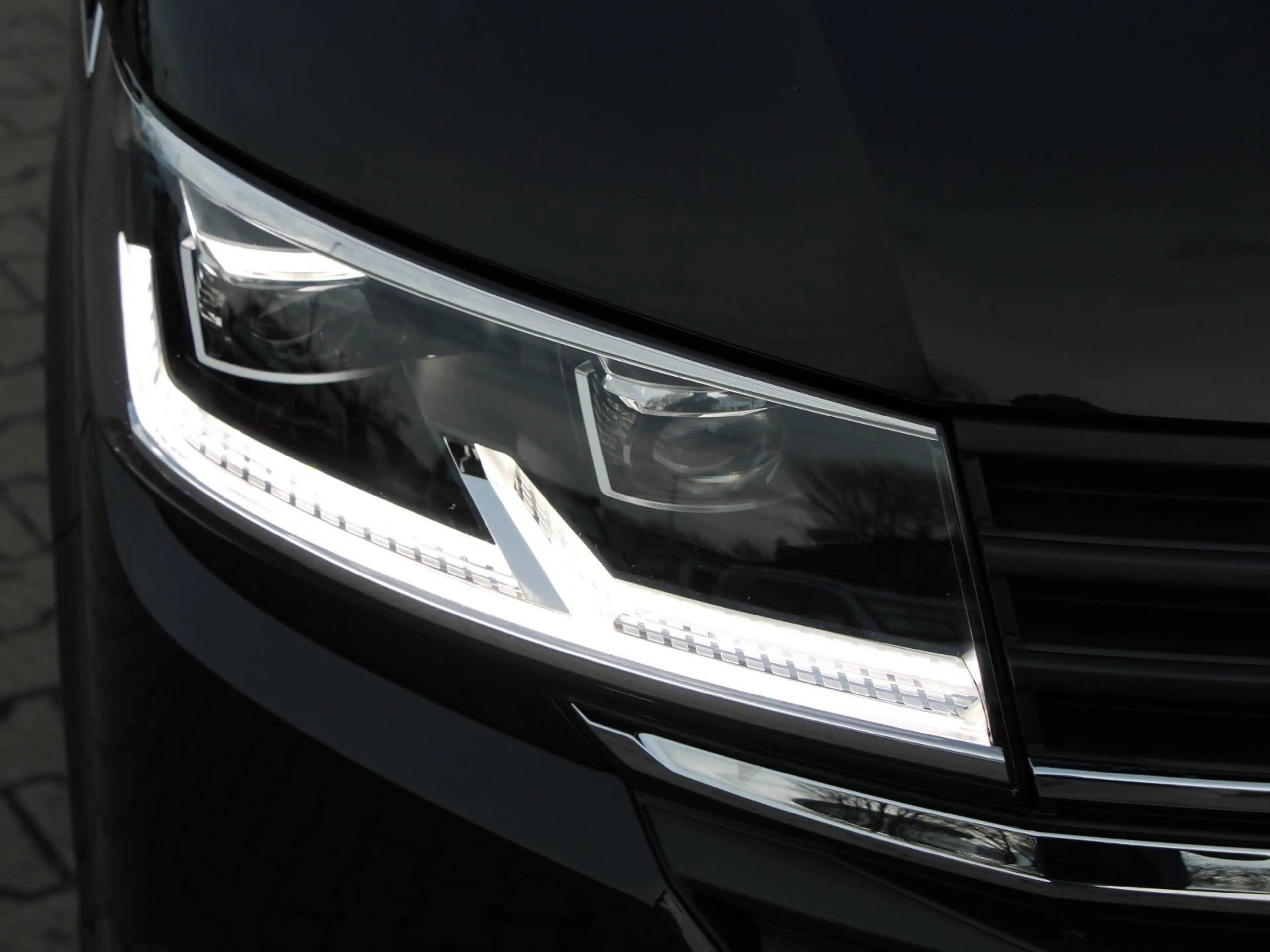 Volkswagen T6.1 Multivan TDI Trendline DSG 150 PS /Standheizung /ACC /LED — photo 7
