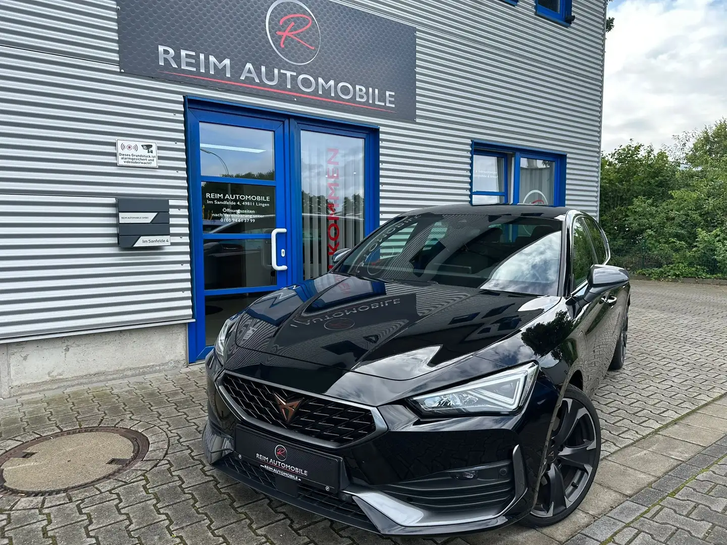CUPRA Leon 1.4 TSI e-Hybrid DSG *VZ*CAR-PLAY*LED*KAMERA*DAB* Noir - 1