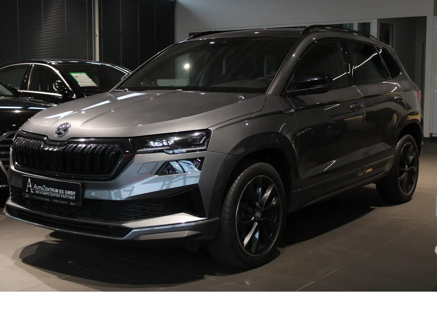 Skoda Karoq 1.5 TSI Sportline*LED*VIRT*CAM*Sportsitze* Gris - 1