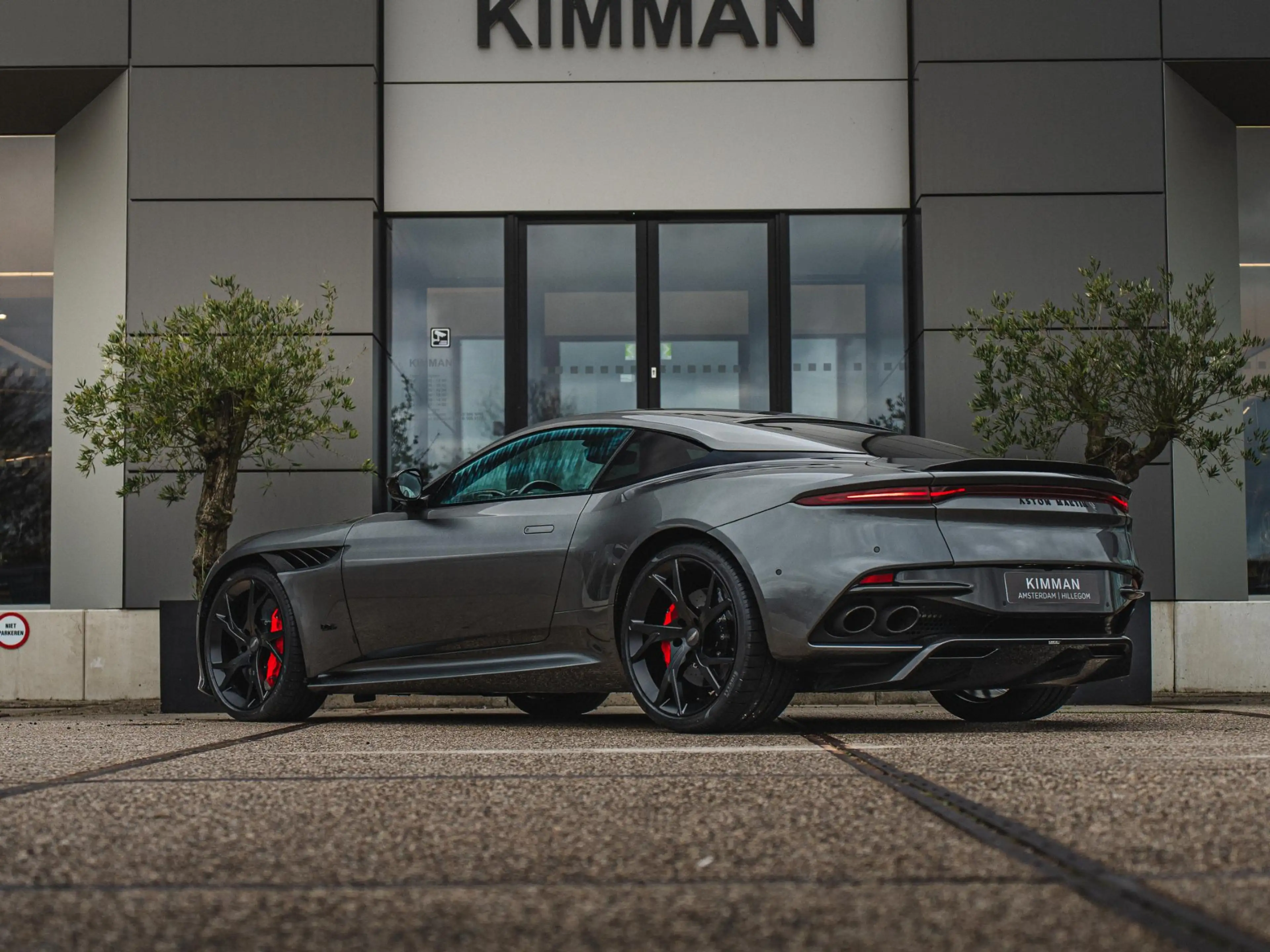 Aston Martin DBS 5.2 V12 Superleggera | First owner | Carbon Fibre — photo 7